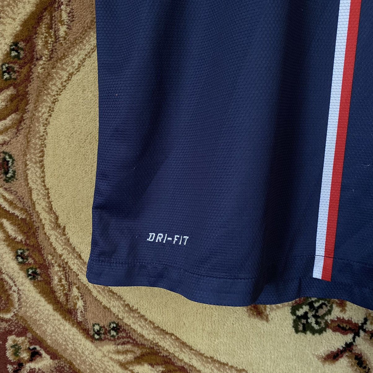 Nike PSG Nike Paris Saint-Germain 2015-16 Home Kit Soccer Jersey Size US L / EU 52-54 / 3 - 4 Thumbnail