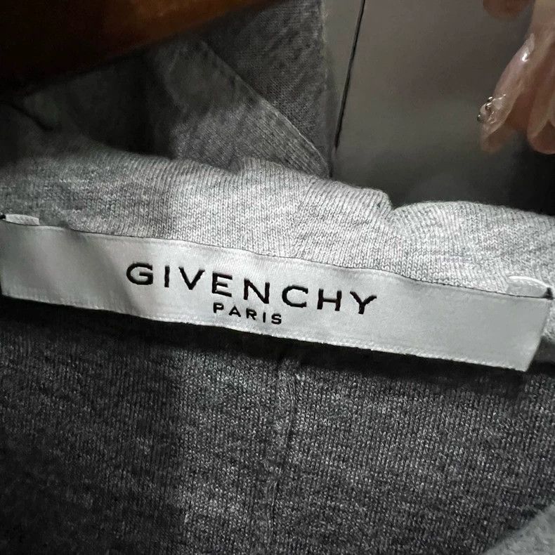 Givenchy Givenchy Gray Short Hoodie Size US S / EU 44-46 / 1 - 3 Thumbnail