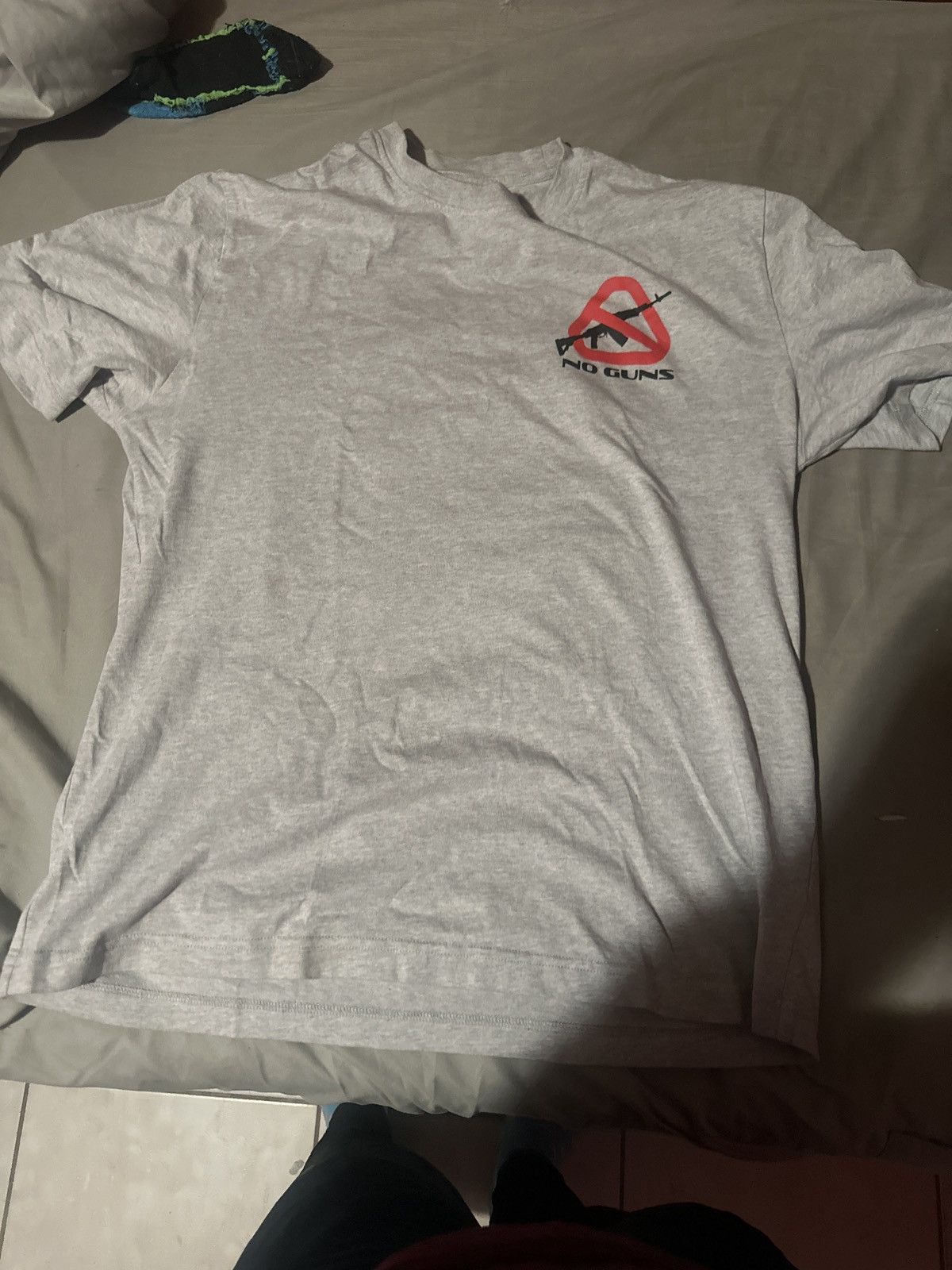 Palace No guns palace shirt Size US L / EU 52-54 / 3 - 1 Preview