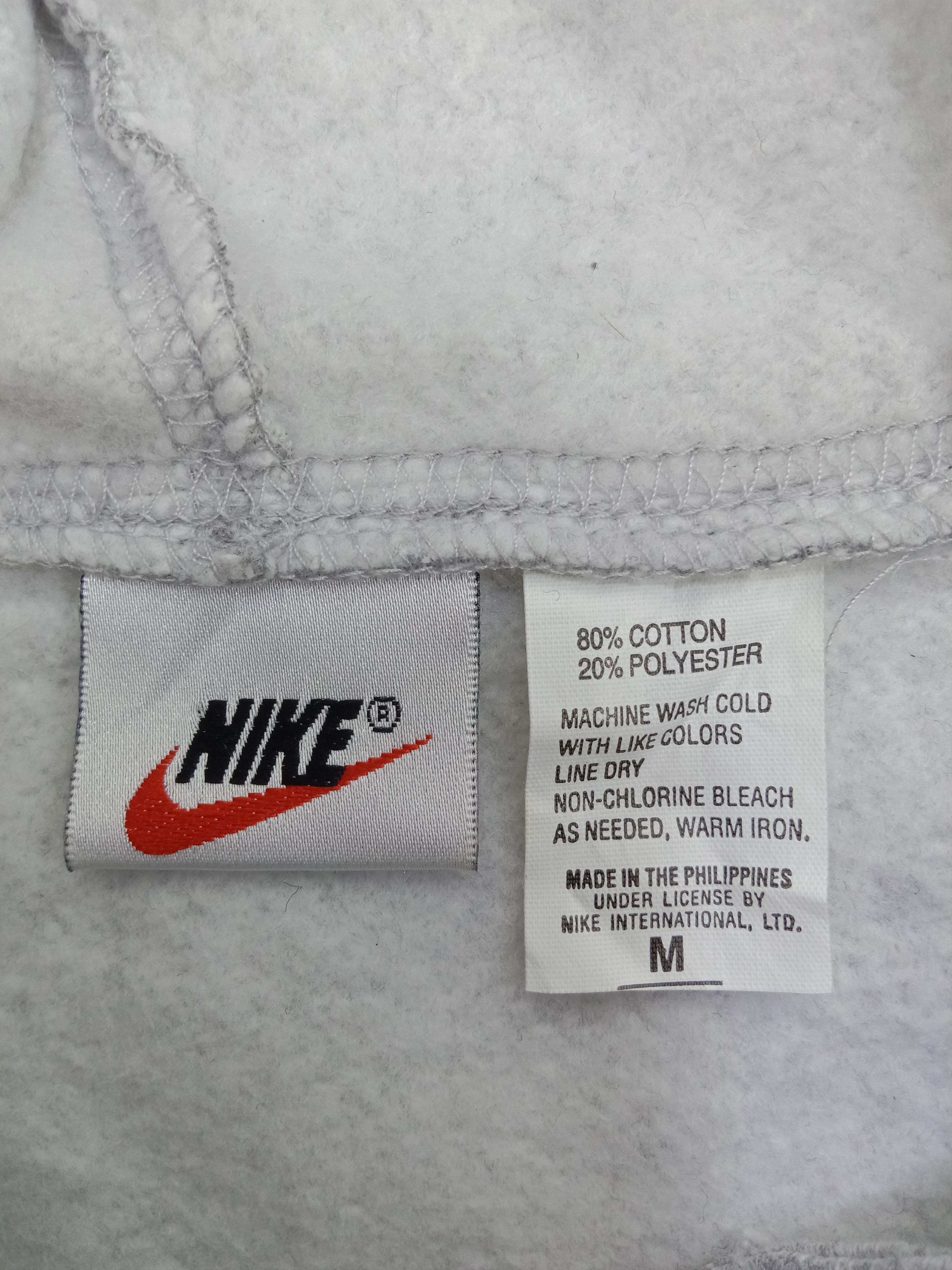 Nike Vintage Nike Embroidery Swoosh Hoodie Sweatshirt Size US L / EU 52-54 / 3 - 8 Thumbnail