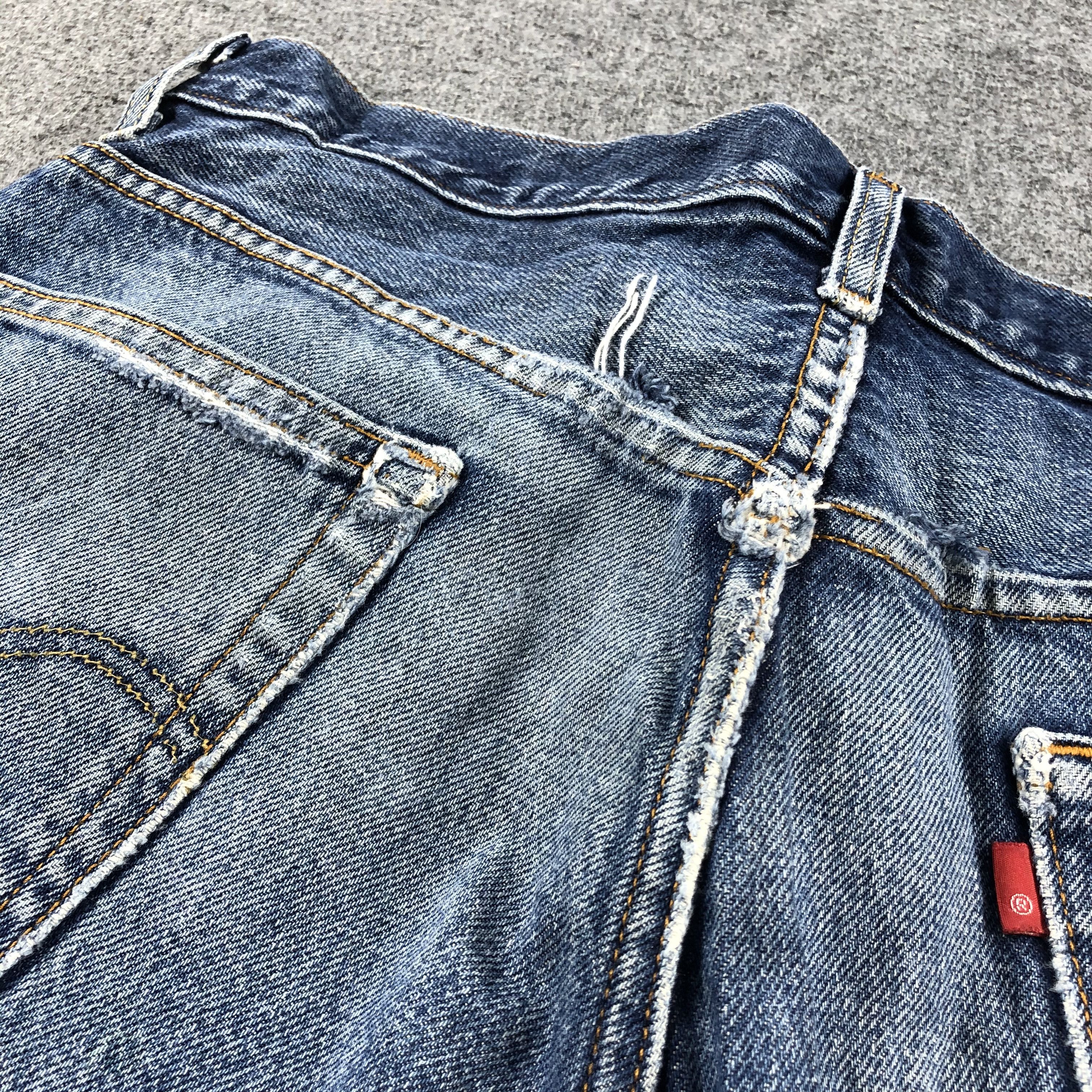 Levi's Vintage Blue Wash Levis 505 Jeans-J2356 Size US 35 - 8 Thumbnail