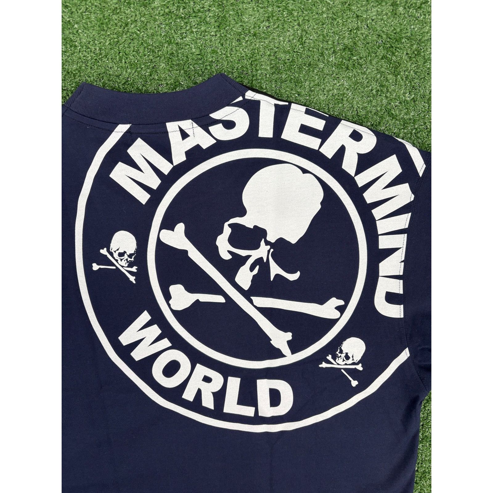 Mastermind Japan Mastermind World 2-Color Black/Navy T-Shirt Size Medium Size US M / EU 48-50 / 2 - 4 Thumbnail