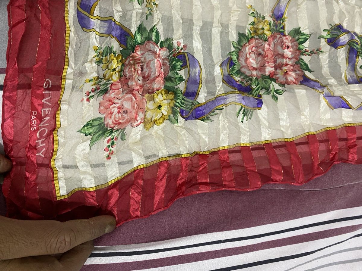 Givenchy VINTAGE GIVENCHY BY MOONBAT SCARVES Size ONE SIZE - 3 Thumbnail
