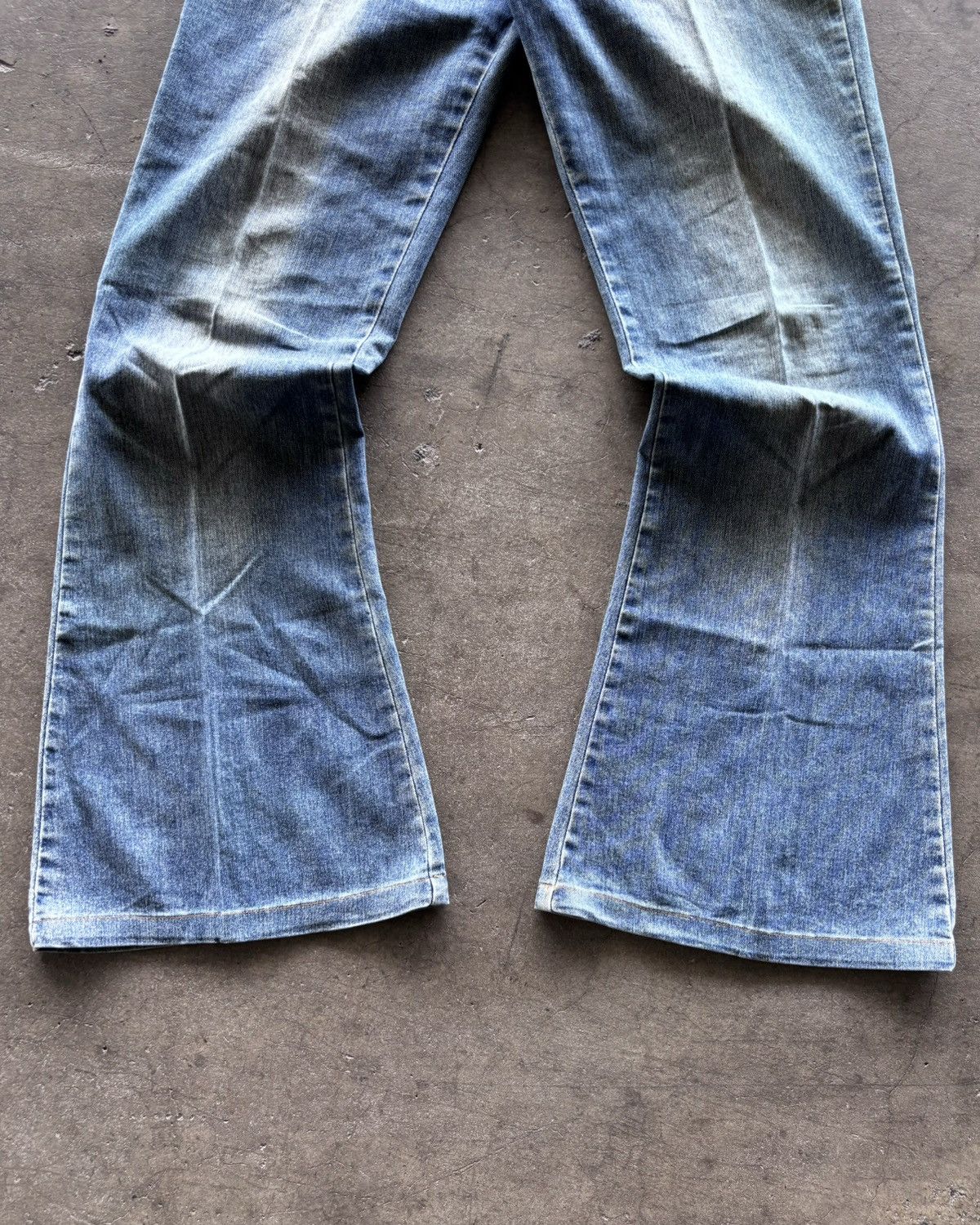 If Six Was Nine × Japanese Brand × Le Grande Bleu (L.G.B.) Ifsixwasnine Lgb Style Washed Blue Flared Denim Pants Size US 27 - 2 Thumbnail
