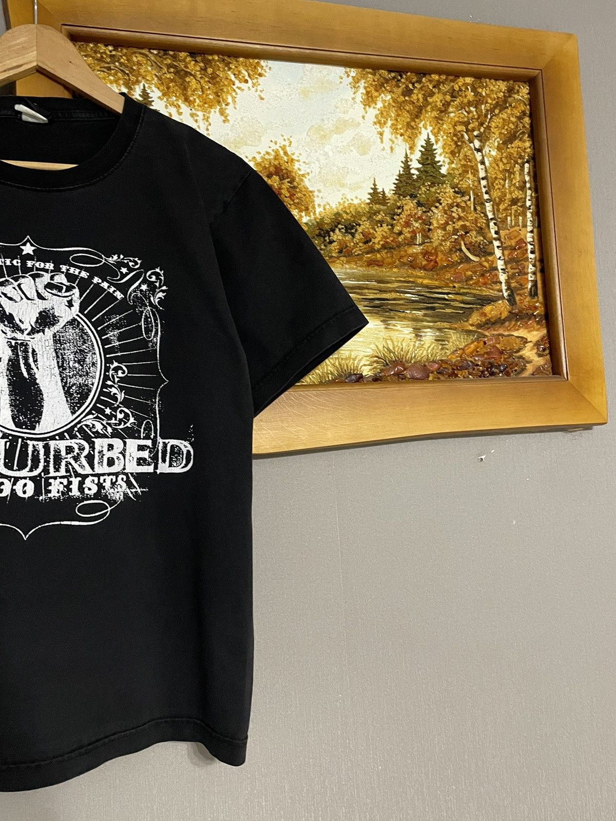 Band Tees × Vintage Rare Vintage 2005 Disturbed 10000 Fists Rock Tee Size US XL / EU 56 / 4 - 4 Thumbnail