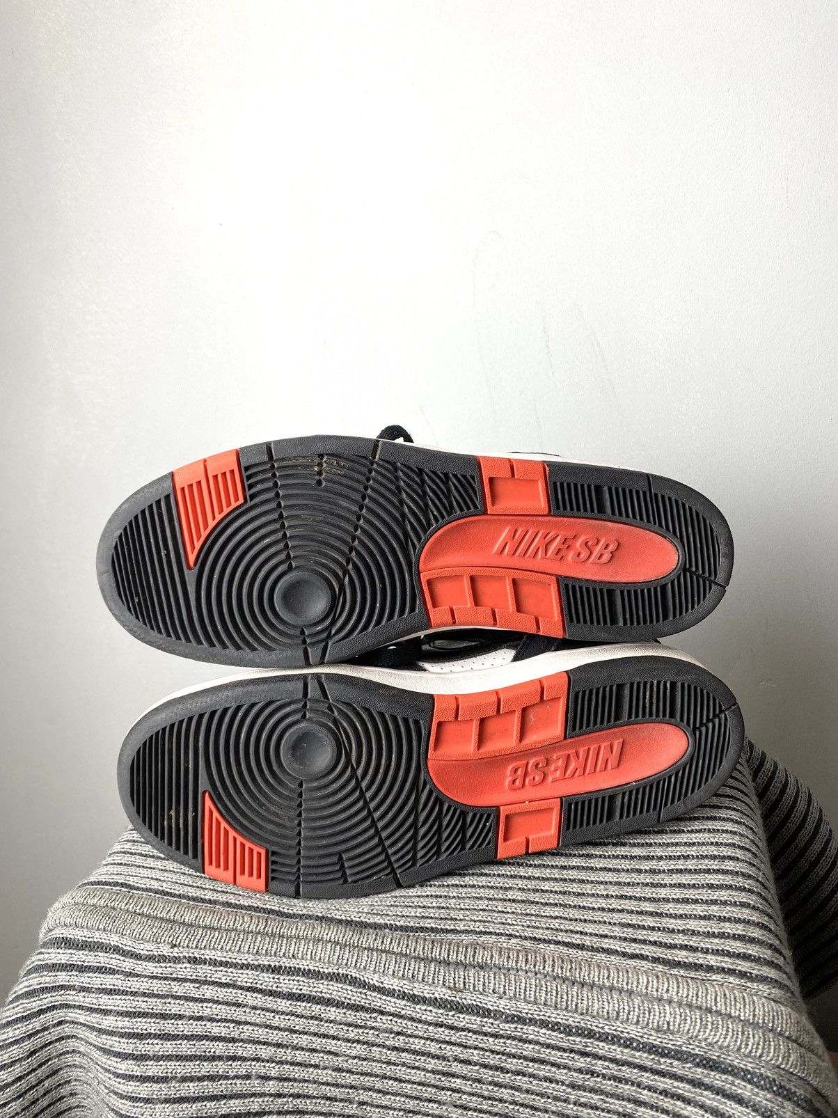 Nike Nike Sb Air Force 2 Low Sneakers Supreme Dunk Air Jordan 1 Size US 8 / EU 41 - 9 Thumbnail