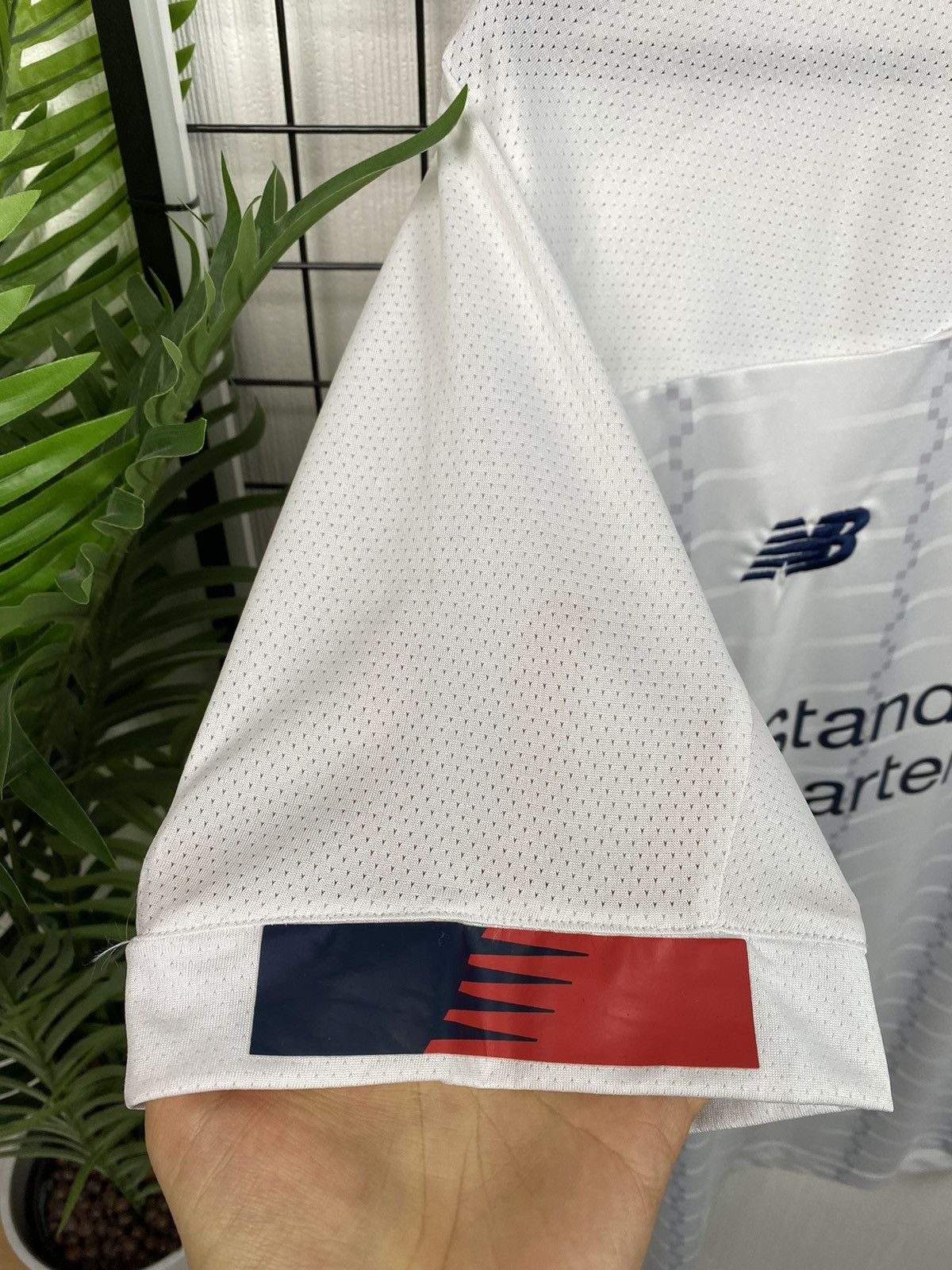 New Balance Liverpool 2019 2020 away kit jersey New Balance soccer XXL Size US XXL / EU 58 / 5 - 17 Thumbnail