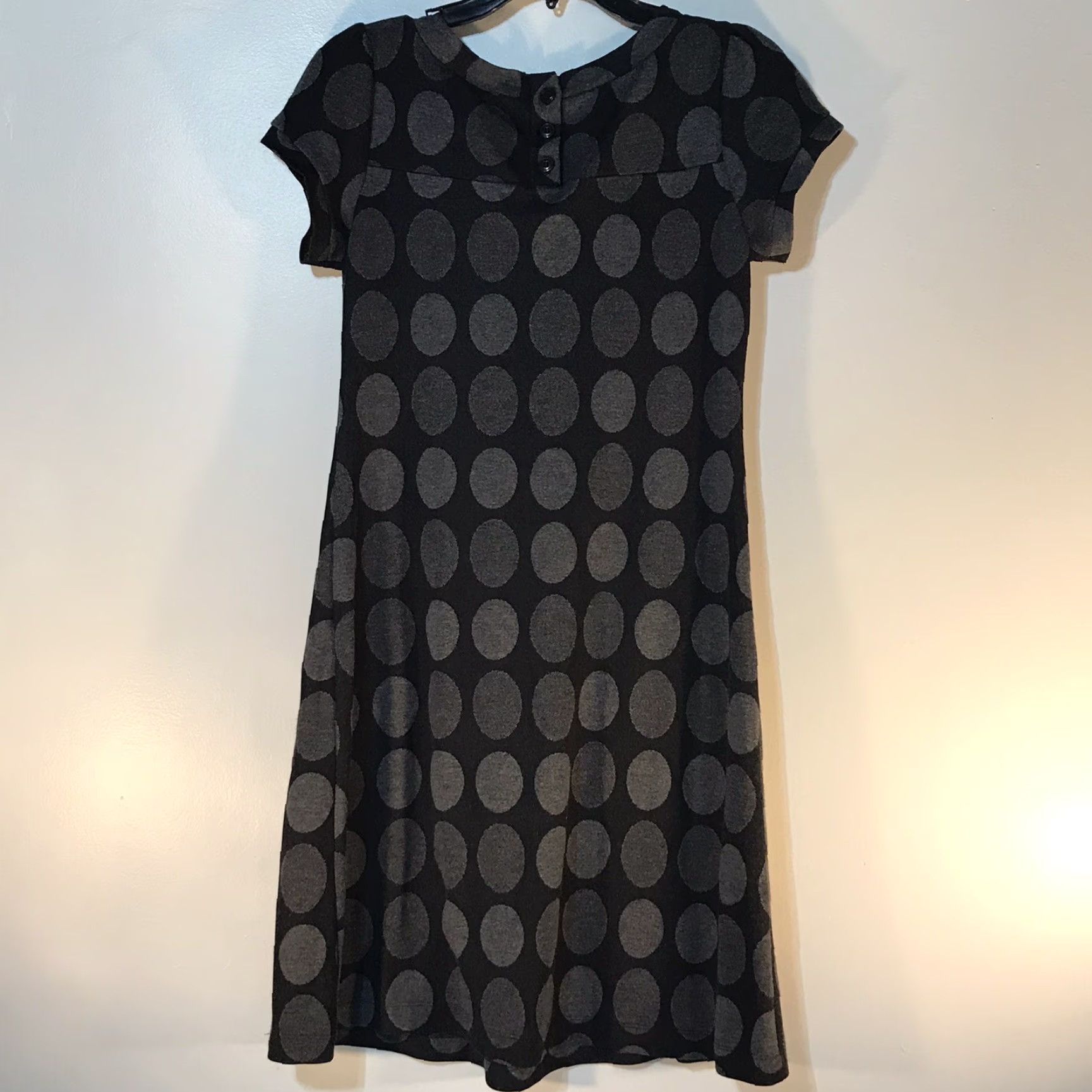 Vintage VINTAGE En Focus Studio Women's Dress - Black Polka Dot Short Sleeve Empire Waist Knee Length Summer Casual Office Workwear Size 6 Size M / US 6-8 / IT 42-44 - 4 Thumbnail