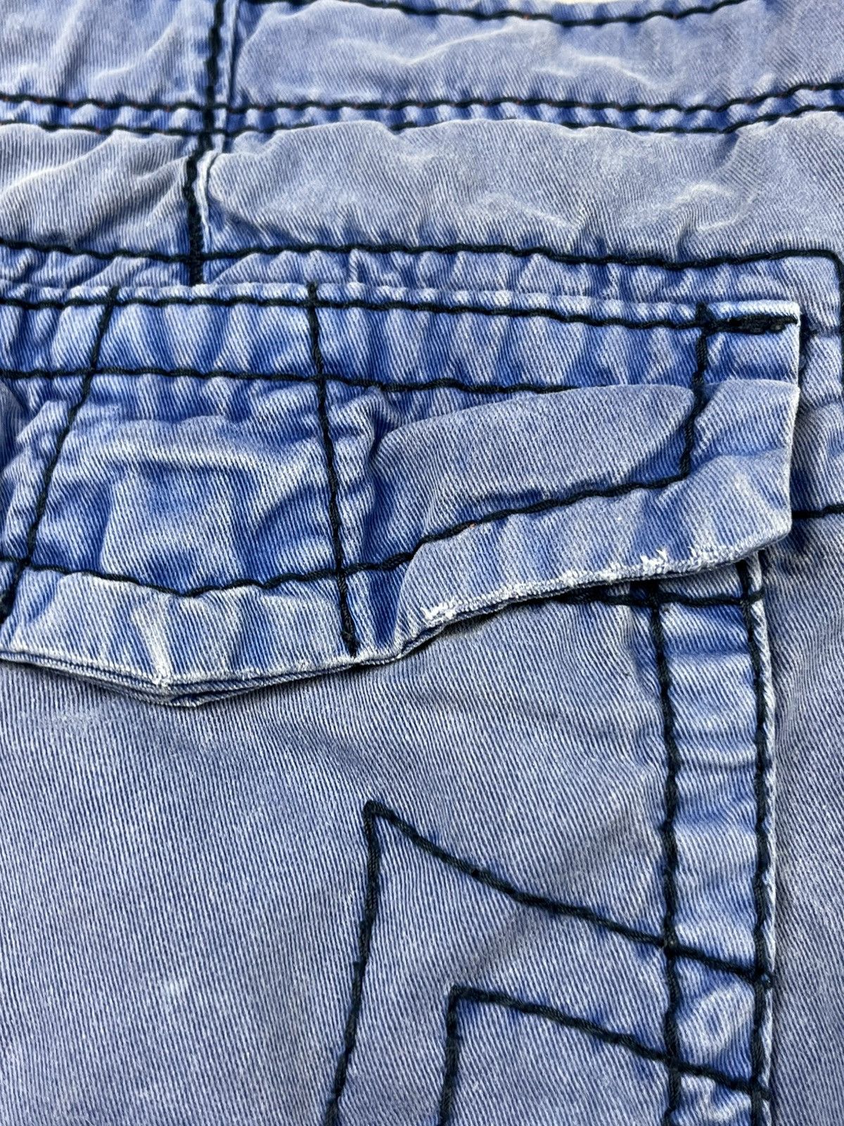 Japanese Brand × True Religion Vintage TRUE RELIGION Faded Distressed Cargo Y2K Shorts Size US 34 / EU 50 - 15 Thumbnail