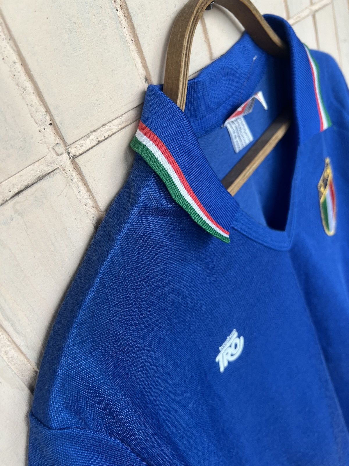 Vintage Vintage Football Italy Soccer Jersey Tro 80s home shirt #13 Size US M / EU 48-50 / 2 - 9 Thumbnail