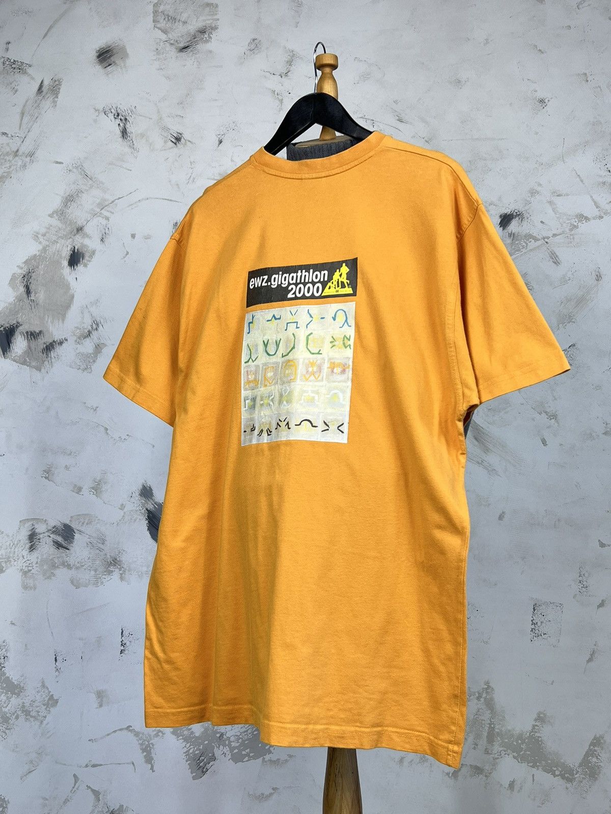 Nike Vintage Nike Gigathlon 2000 Staff Shirt Size XL Size US XL / EU 56 / 4 - 6 Thumbnail