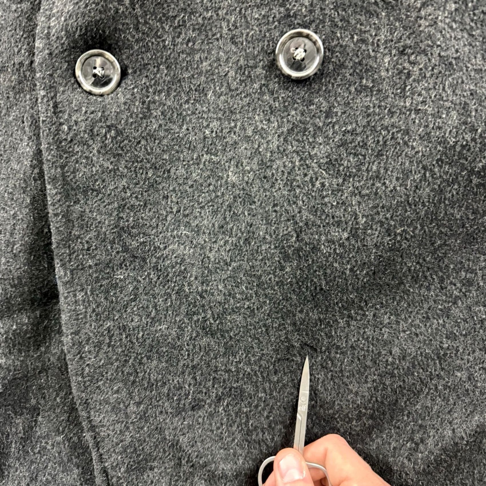 Vintage VINTAGE Nino Cerruti Coat Men 46L Gray Trench Wool Cashmere Overcoat Double Breast Long Coat Size US S / EU 44-46 / 1 - 6 Thumbnail