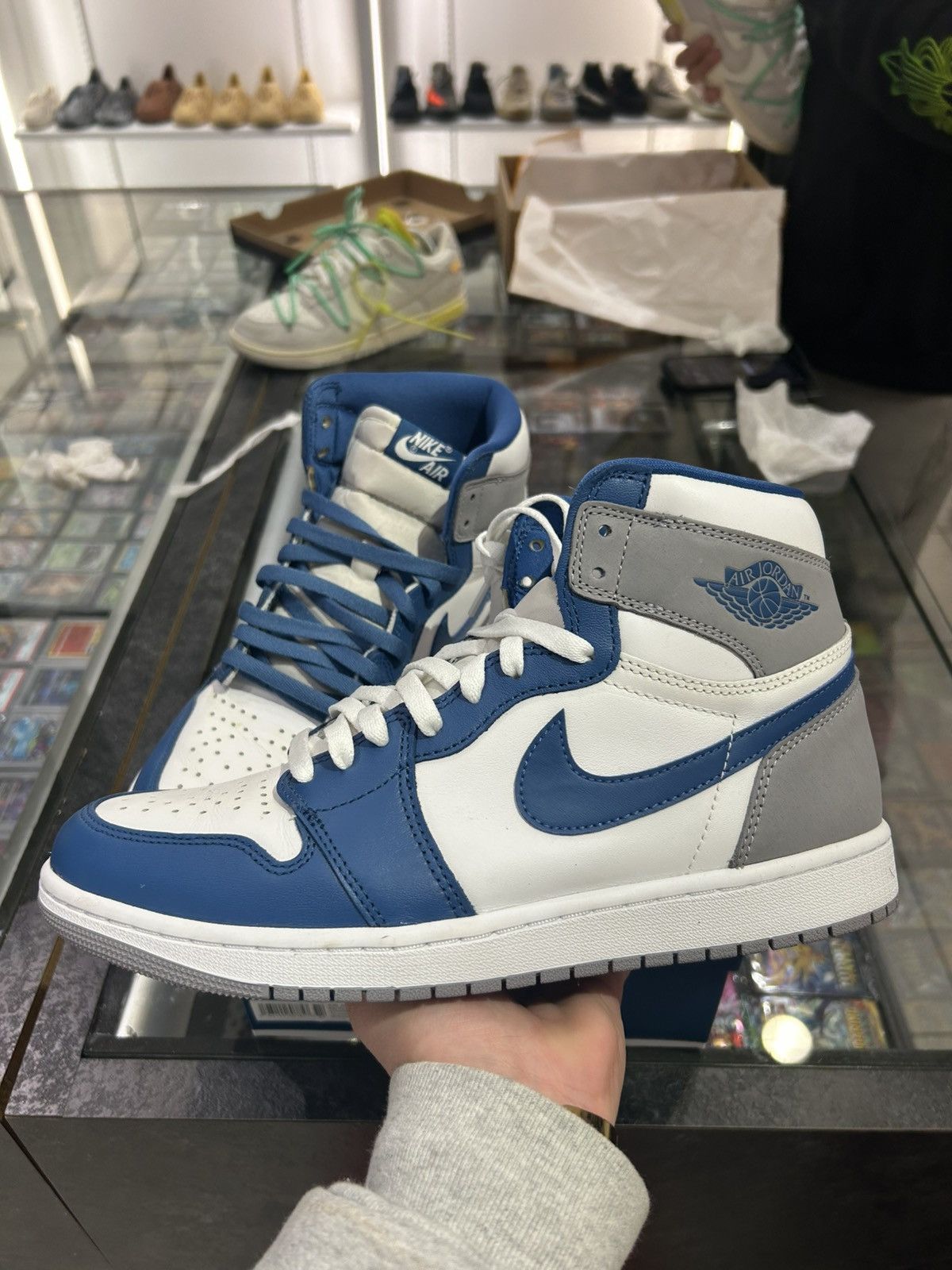 Jordan Brand Air Jordan 1 High True Blue Size US 10.5 / EU 43-44 - 2 Thumbnail