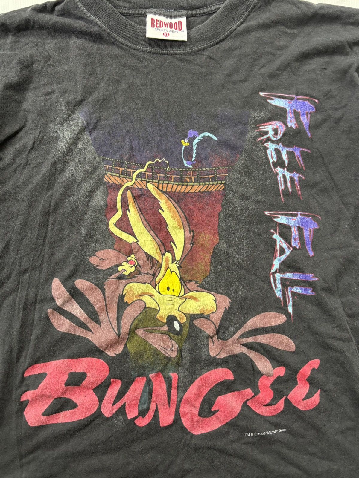Warner Bros Vintage 1995 Wiley Coyote Loonely Tunes Tee Size US XL / EU 56 / 4 - 2 Thumbnail