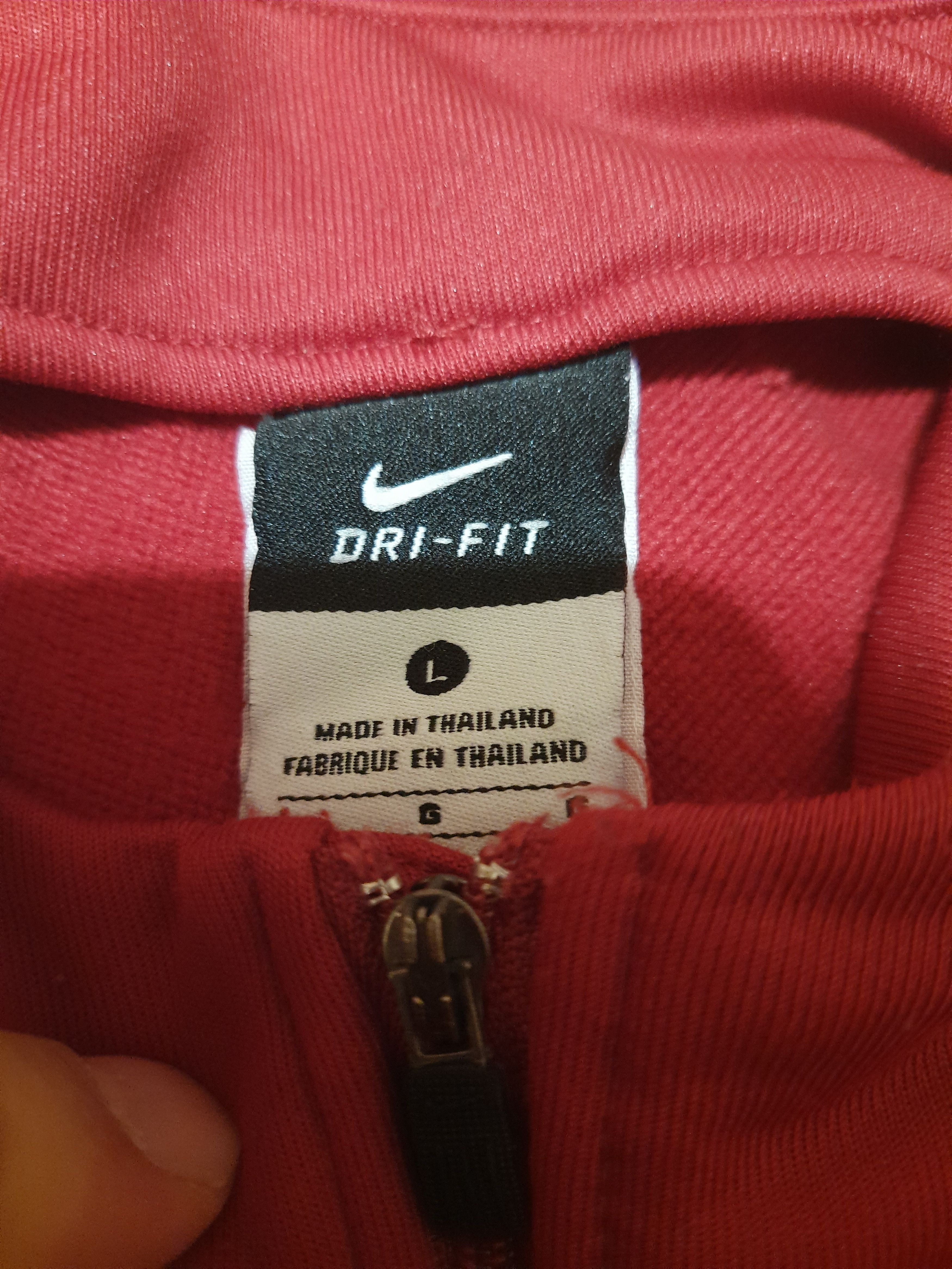 Nike Barcelona Football Hoodie Size US L / EU 52-54 / 3 - 6 Thumbnail