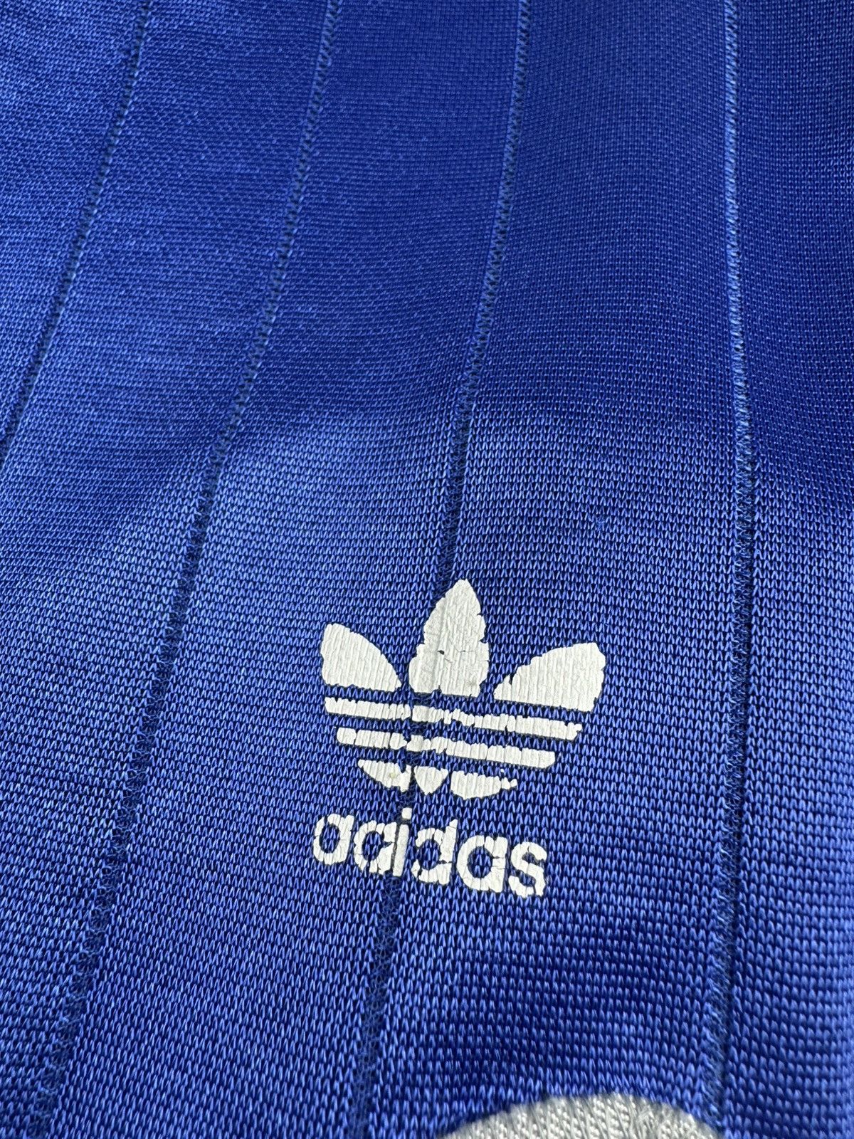 Adidas CAVS 80s 90s Adidas Cleveland Cavaliers NBA Blue RARE Longsleeve Jersey T Shirt Size US XL / EU 56 / 4 - 7 Thumbnail