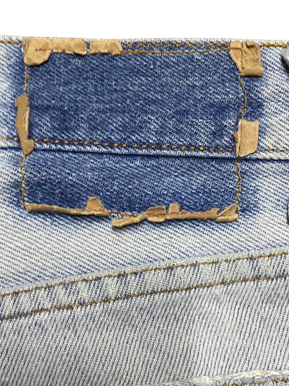Levi's Vintage Clothing Vintage Levis 501 90s Light Wash Distressed Loose Jeans Size US 30 / EU 46 - 10 Thumbnail