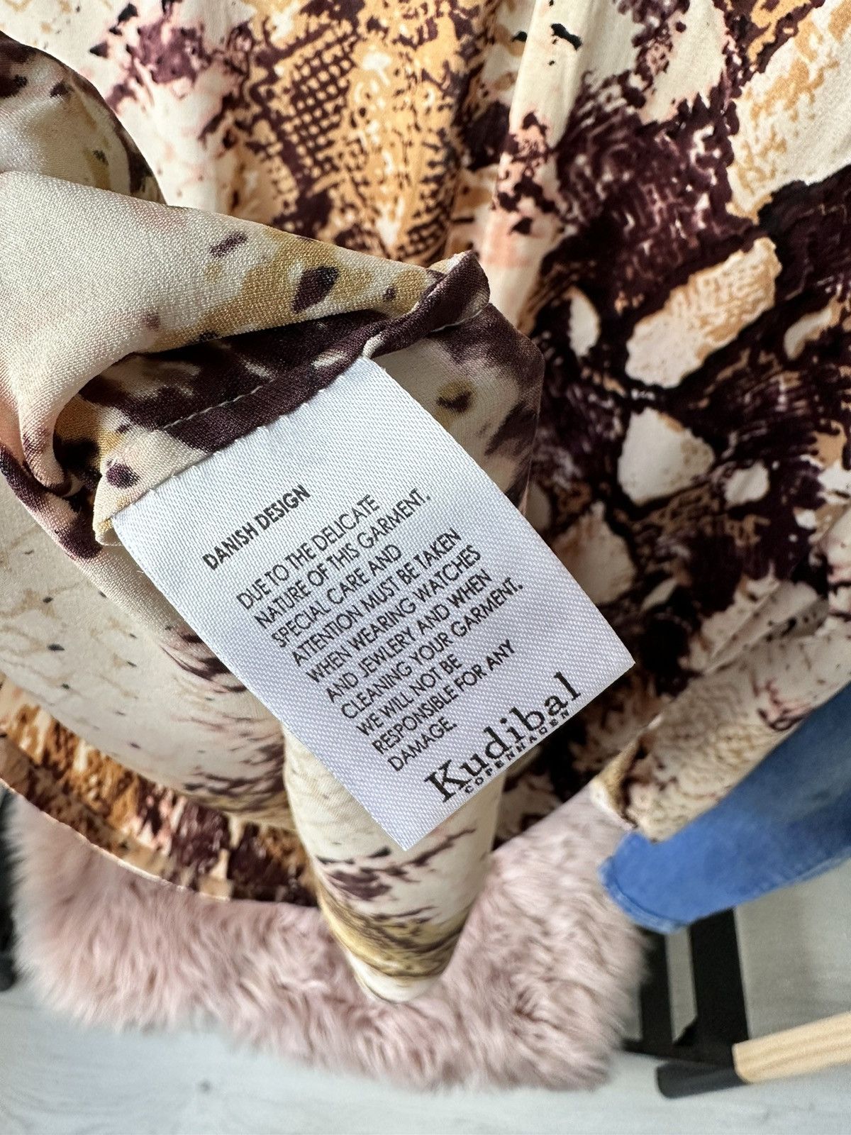 Designer Silk shirt Dea Kudibal snake print 38 M 95%silk animal print Size M / US 6-8 / IT 42-44 - 6 Thumbnail