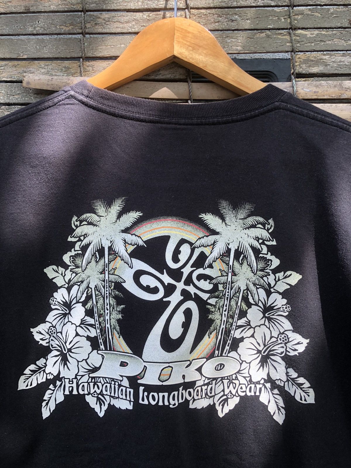 Vintage × Volcom Vintage Hawaiian Piko Surfwear Glitter Backhit Tee Size US L / EU 52-54 / 3 - 2 Thumbnail