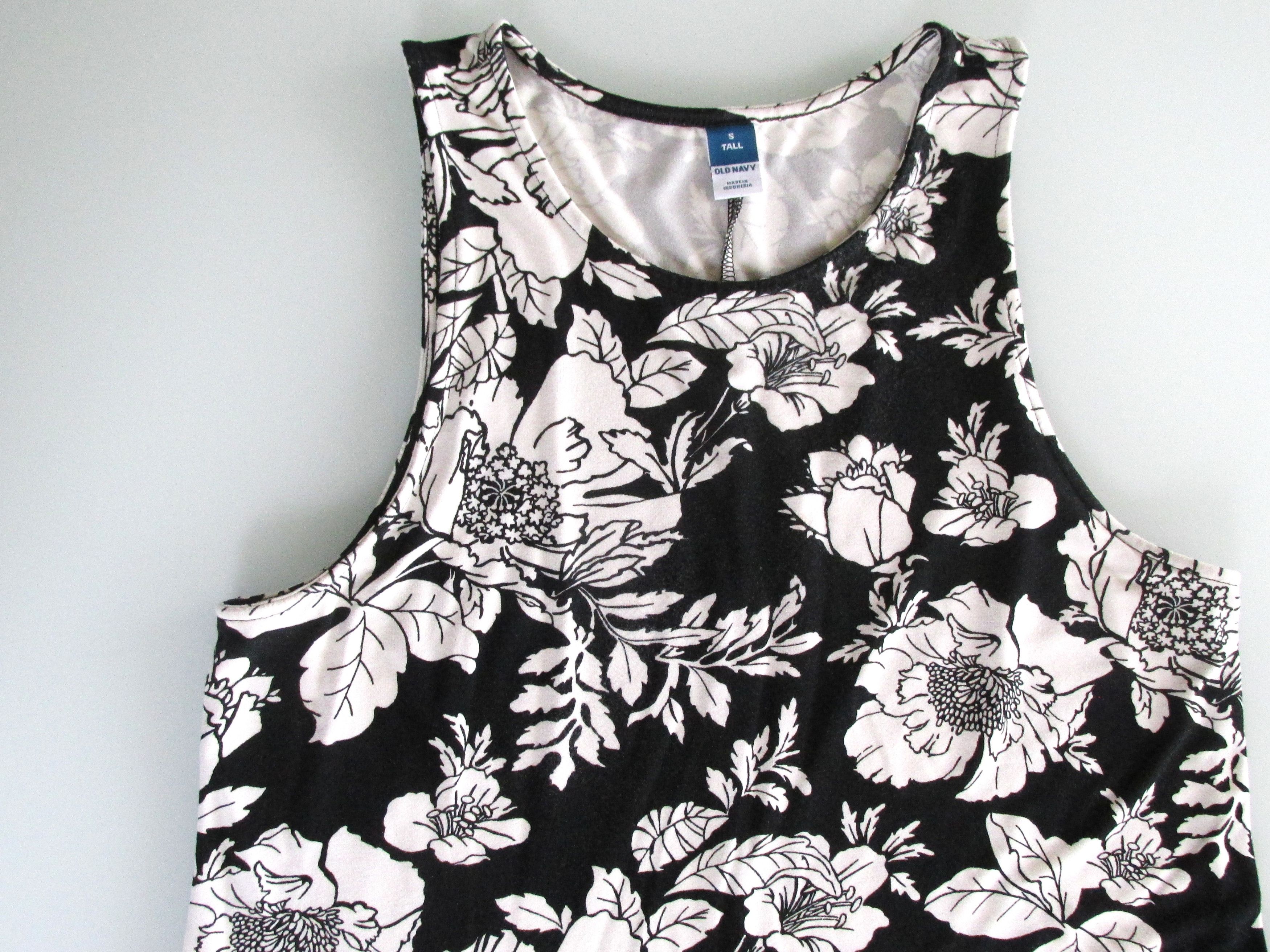 Old Navy Old Navy Lightweight Knit Sundress Size Small/Tall Size S / US 4 / IT 40 - 3 Thumbnail