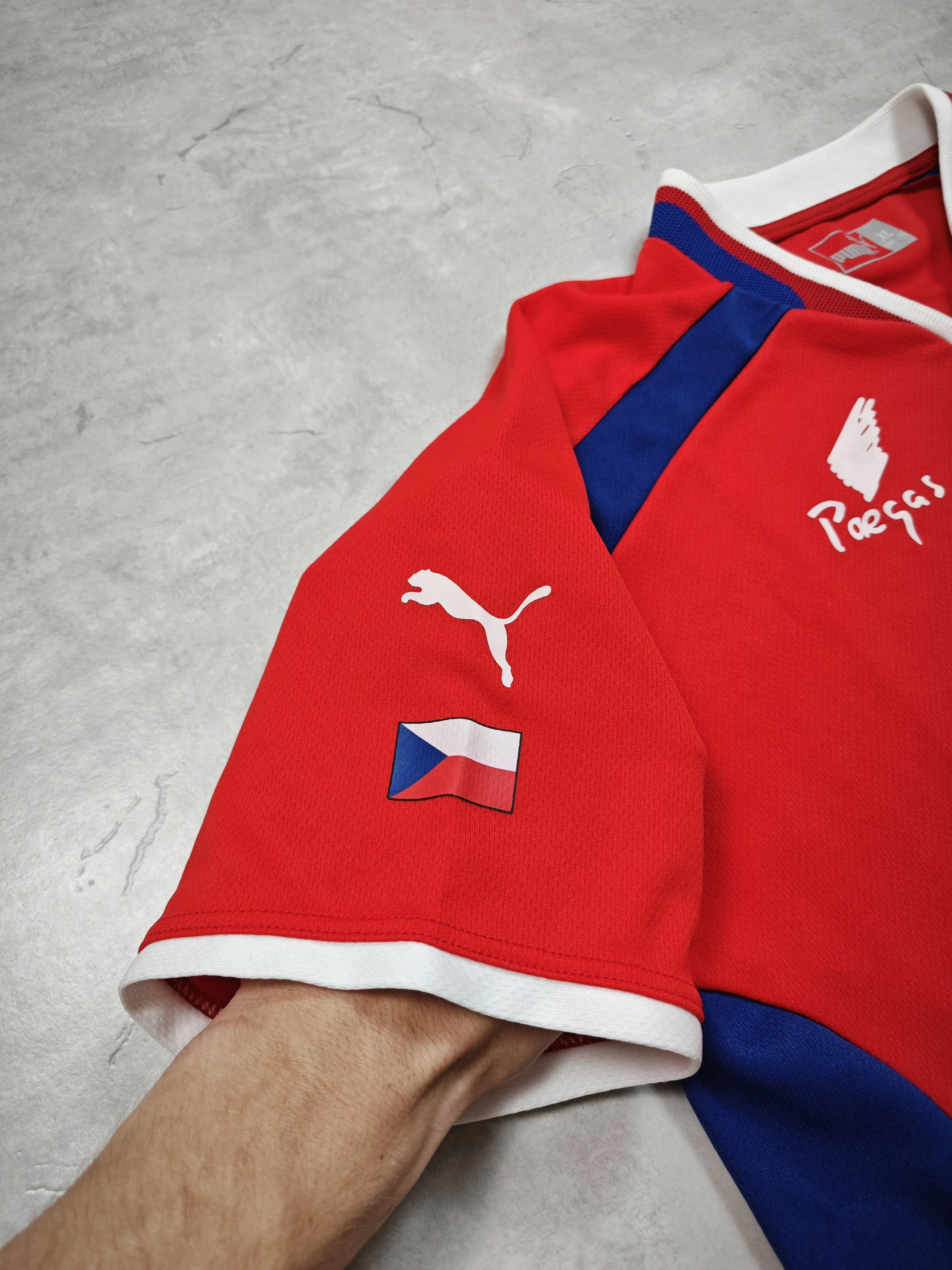 Puma Puma Czech Republic 2000 Vintage Jersey Size US XL / EU 56 / 4 - 4 Thumbnail