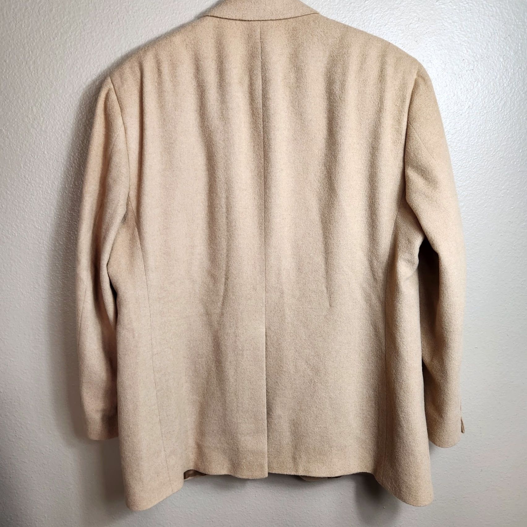 Bill Blass Bill Blass Mens Vintage Union Made 100% Camel Hair 2 Button Sport Coat Size 44R Beige Blazer Jacket Size 44R - 4 Thumbnail