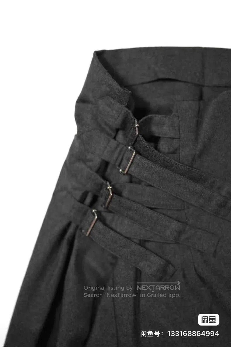 Dries Van Noten Dries Van Noten Black Midi Skirt Size 26" / US 2 / IT 38 - 2 Thumbnail