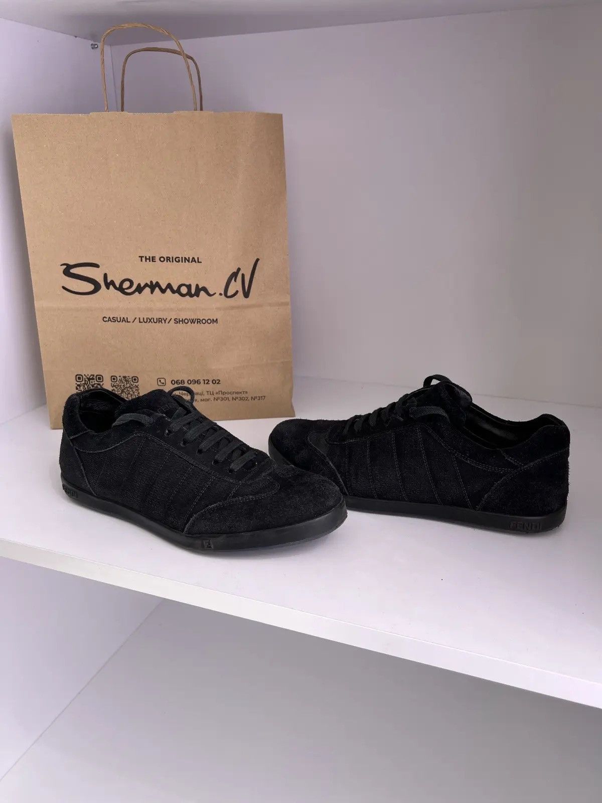Designer × Fendi × Vintage Vintage Fendi Luxury Sneakers Size US 8 / EU 41 - 9 Thumbnail