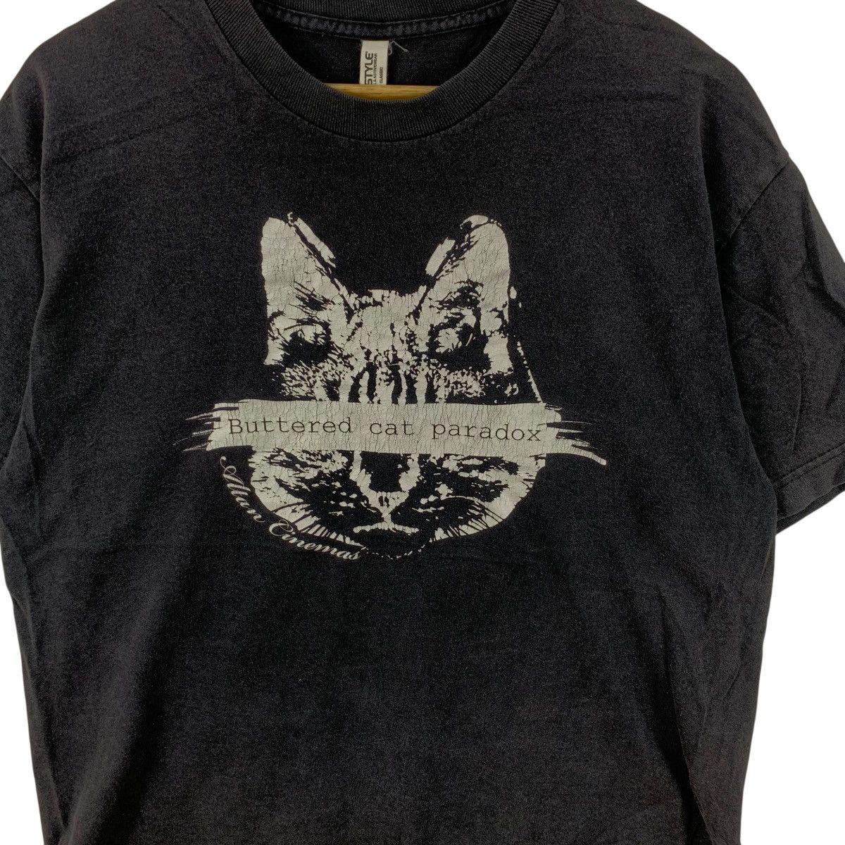 Other BUTTERED CAT PARADOX Cinemas Theatre Company Tee Shirt Top Size US L / EU 52-54 / 3 - 5 Thumbnail