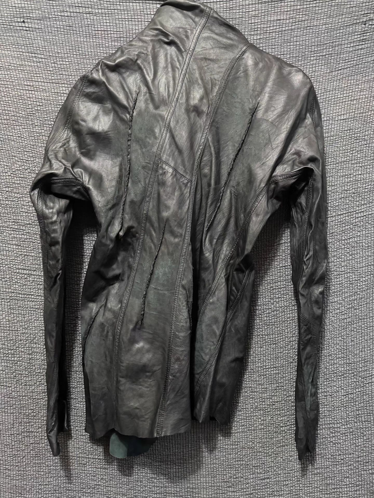 Sandrine Philippe Sandrine Philippe handcrafted pleated leather jacket Size US S / EU 44-46 / 1 - 2 Thumbnail