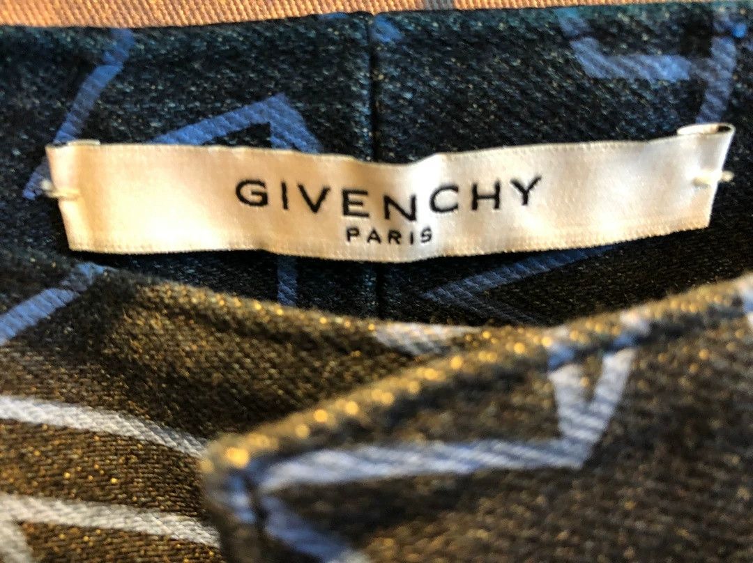 Givenchy Givenchy Blue Star Print Denim Shorts Size US 29 - 4 Thumbnail