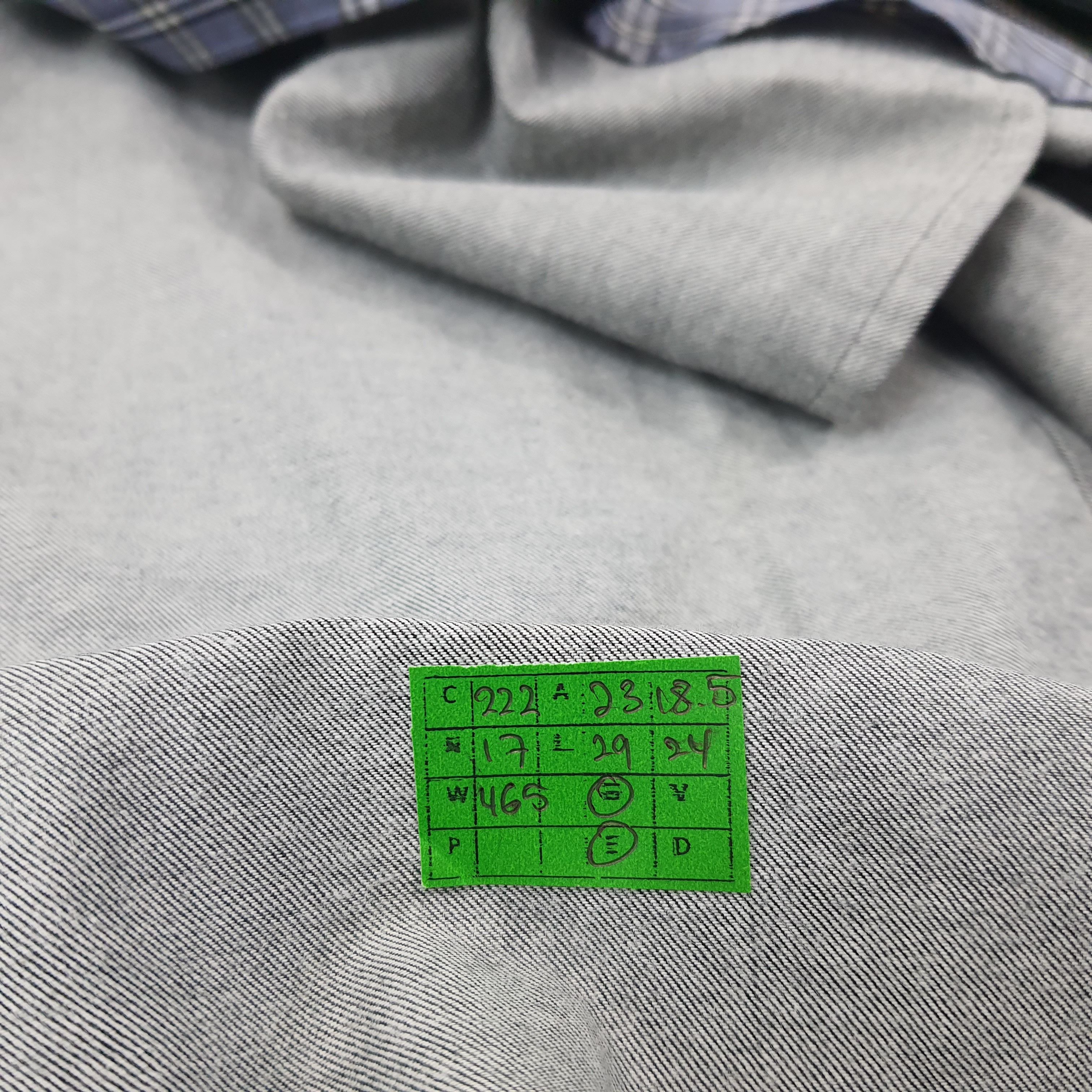 Burberry × Vintage Vintage Burberry London Designer Zipper Jacket C222N17 Size US L / EU 52-54 / 3 - 12 Thumbnail