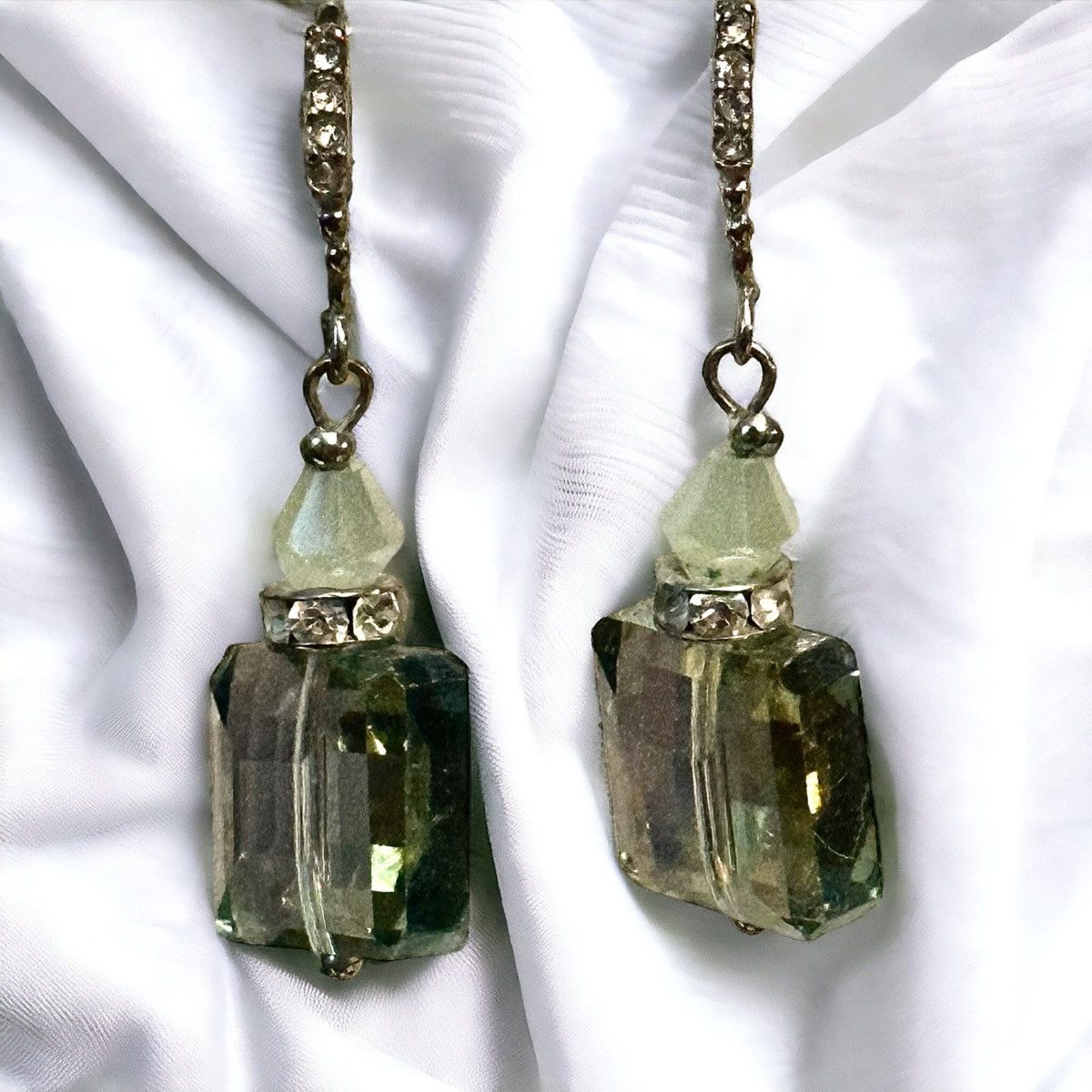 Other Green AB crystal cube dangle earrings Size ONE SIZE - 2 Thumbnail