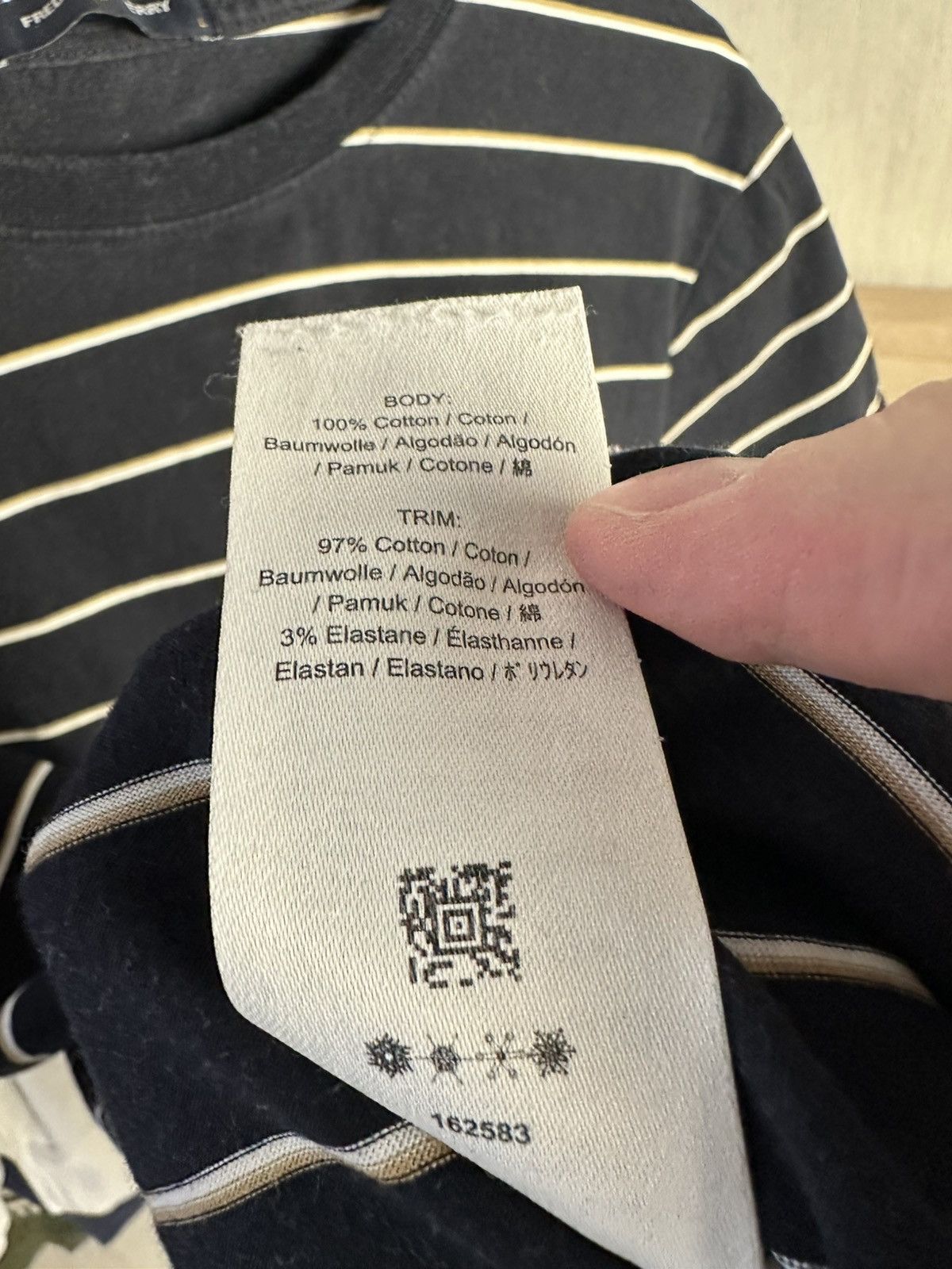 Fred Perry Fred Perry Tee T-shirt mini logo Size US L / EU 52-54 / 3 - 5 Thumbnail