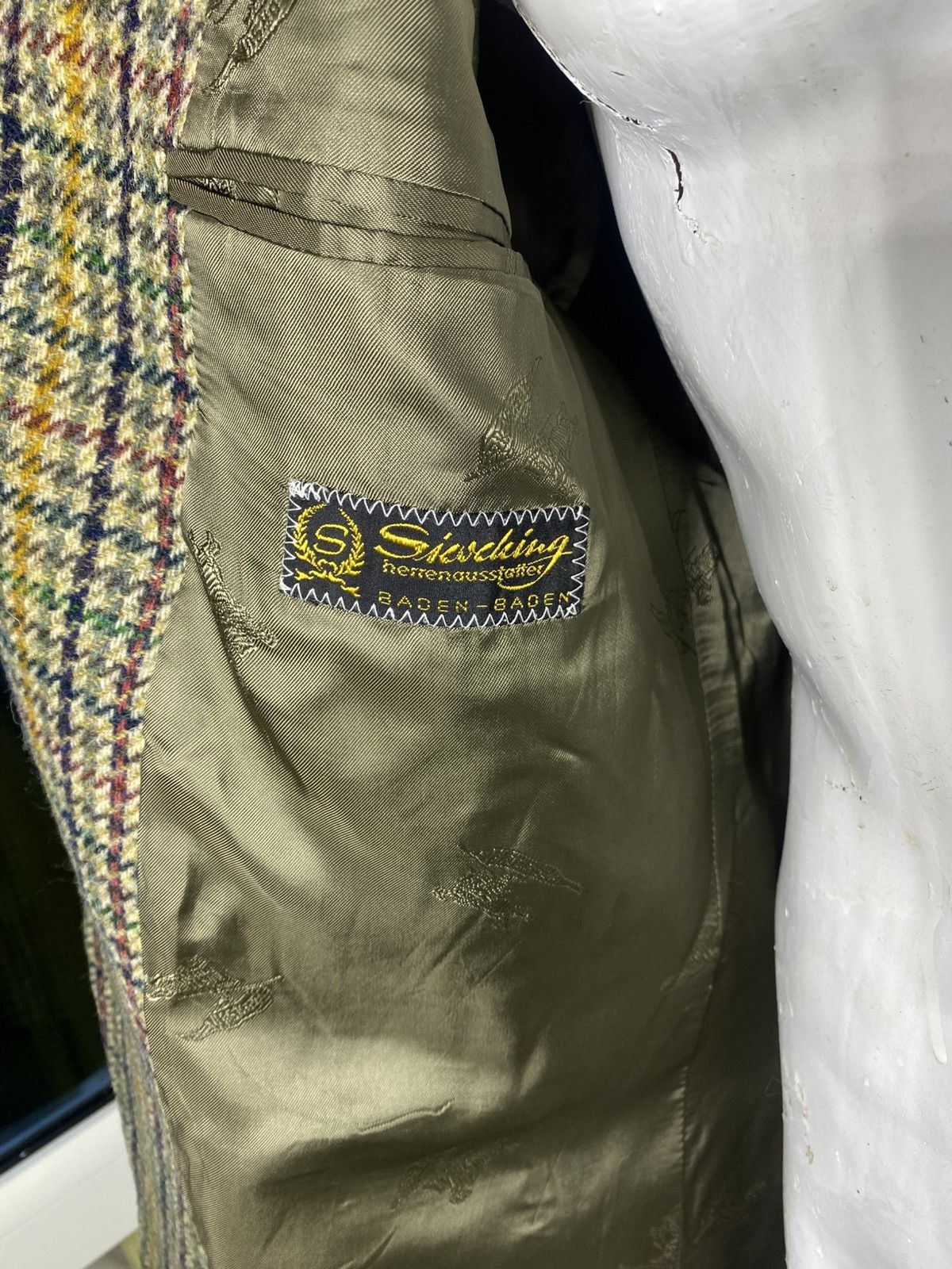 Burberry 1980s jacket from the Burberry fashion house Size US M / EU 48-50 / 2 - 10 Thumbnail