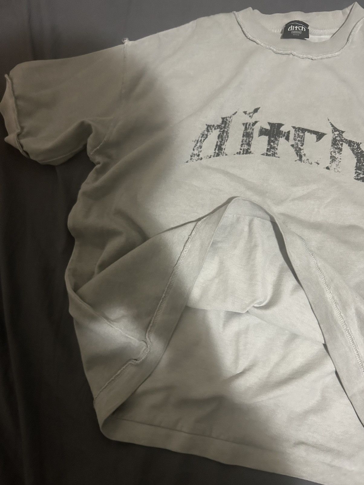 Japanese Brand × Vintage Ditch La Arch Logo Tee Grey Size US M / EU 48-50 / 2 - 5 Thumbnail