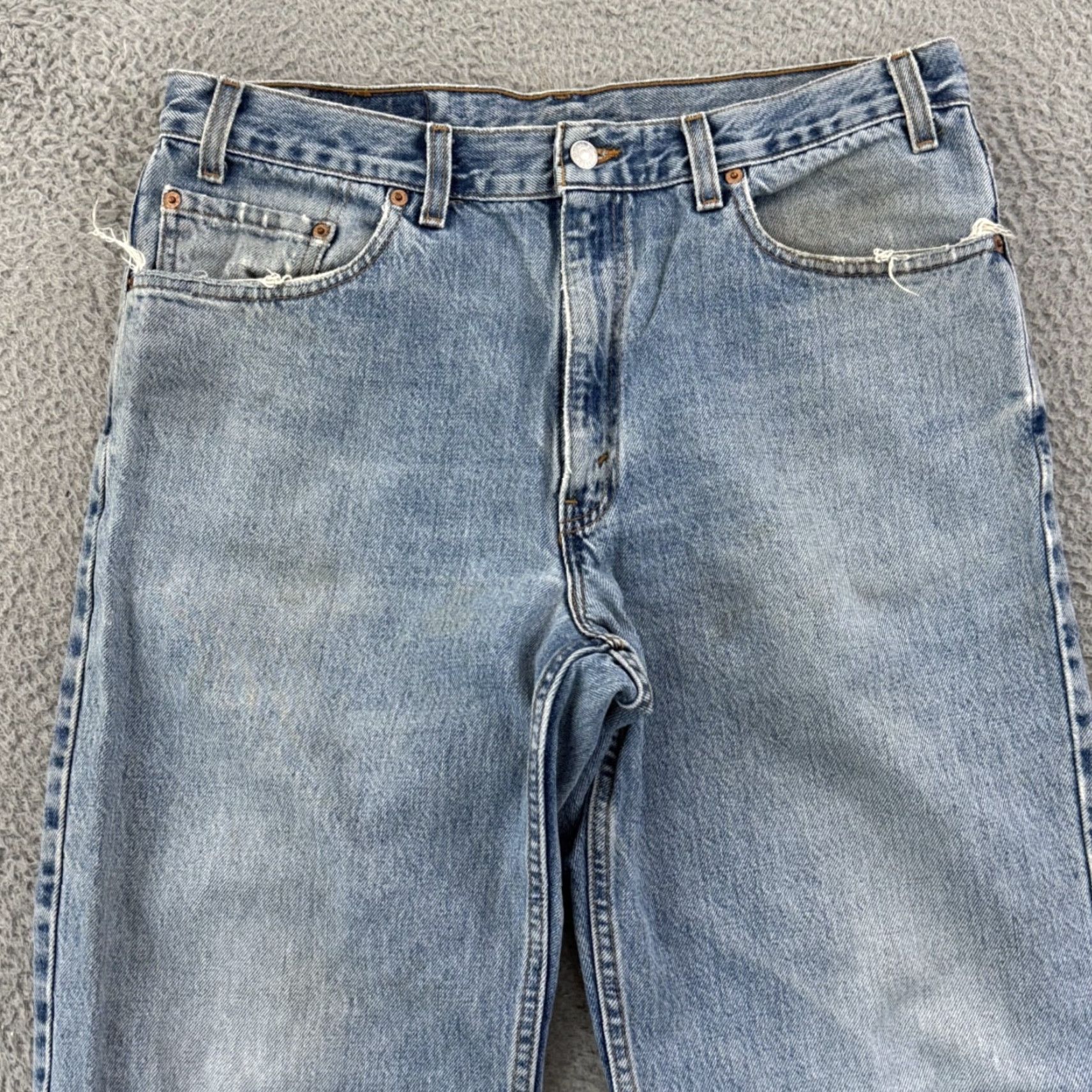 Levi's VINTAGE Levi's 550 Jeans Mens 36x30 Blue Distressed 90s Logo USA 5-Pocket Denim Straight Relaxed 90s Size US 36 / EU 52 - 3 Thumbnail