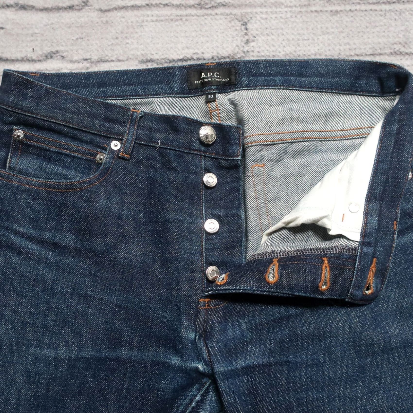 Denime VINTAGE APC Petit Standard Distressed Selvedge Denim Jeans Mens Size 31 Medium Wash Size US 31 - 5 Thumbnail
