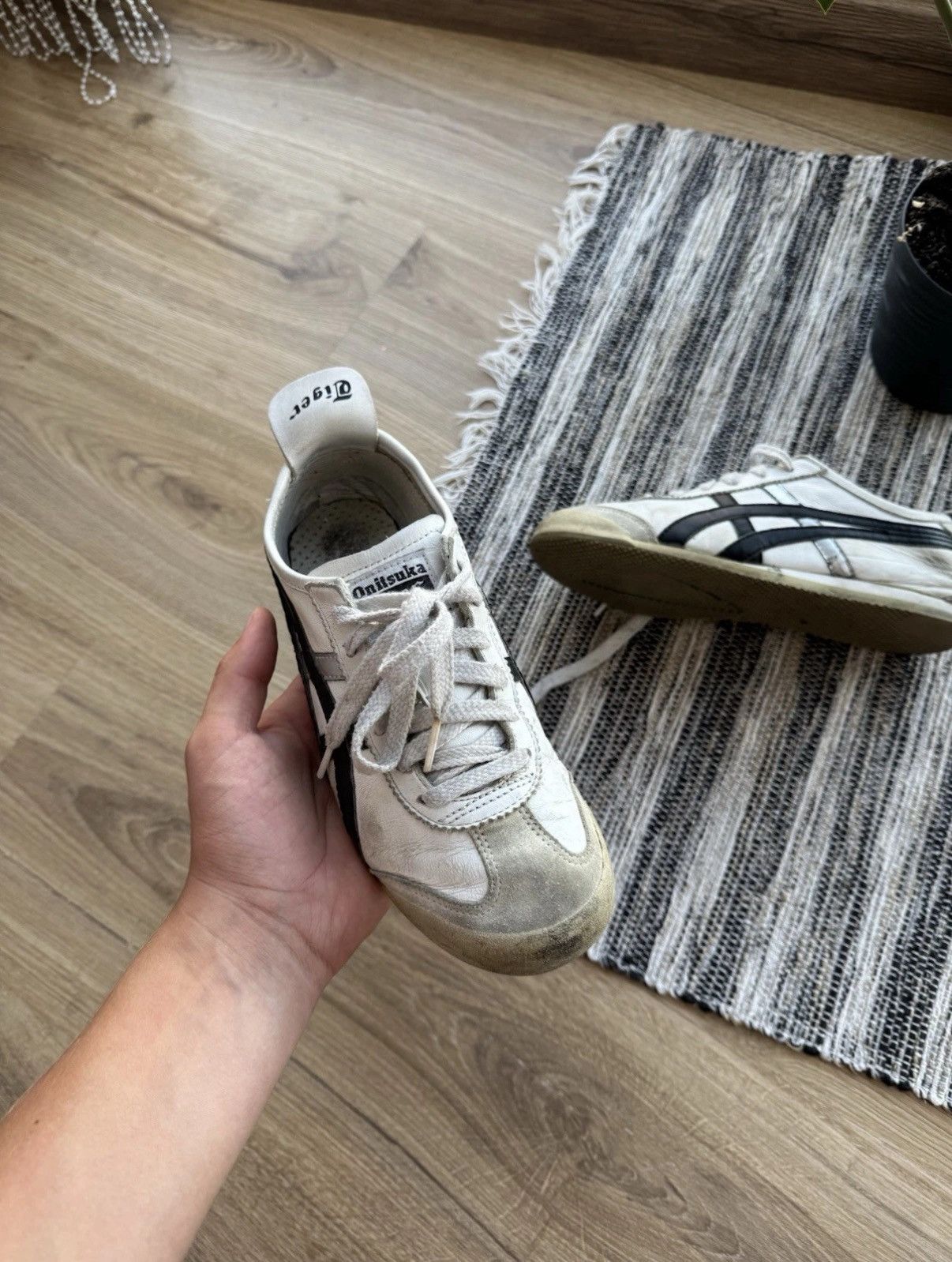 Asics Asics Onitsuka Tiger Vintage Leather White sneaker shoes Size US 7 / IT 37 - 5 Thumbnail