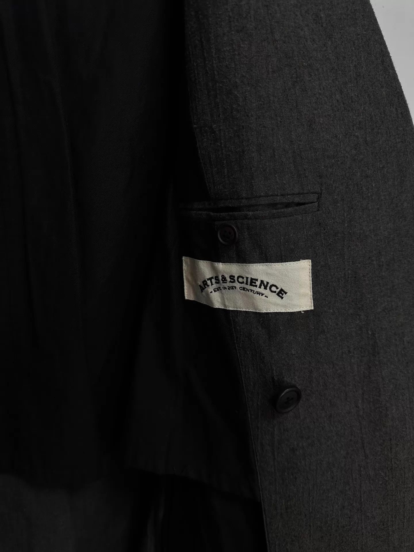 Arts & Science Arts&Science 2-Breasted Cotton Bark-Textured Horn-Button Size US S / EU 44-46 / 1 - 9 Thumbnail
