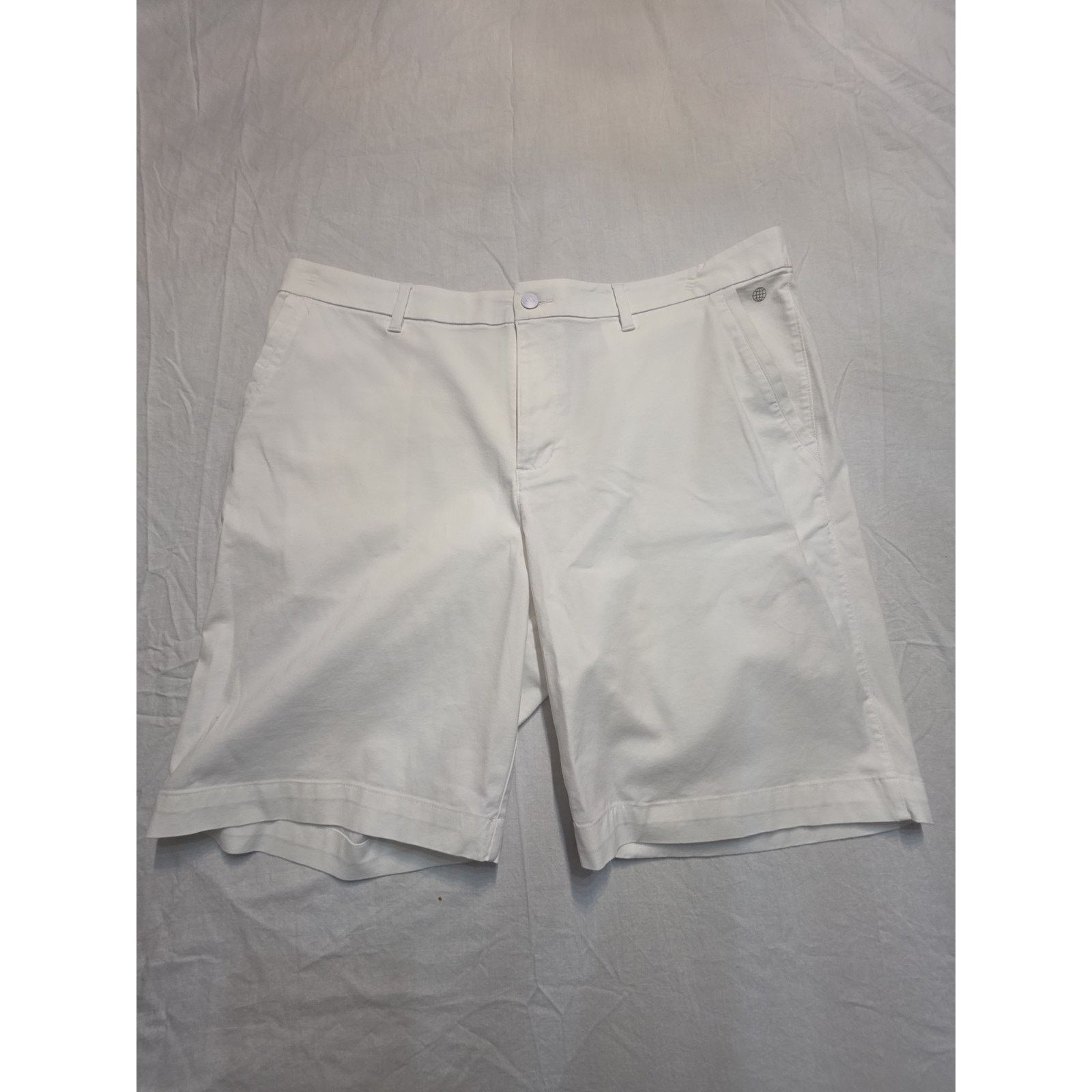 Adidas Adidas White Men's Size 38 Waist Golf Shorts Size US 38 / EU 54 - 1 Thumbnail