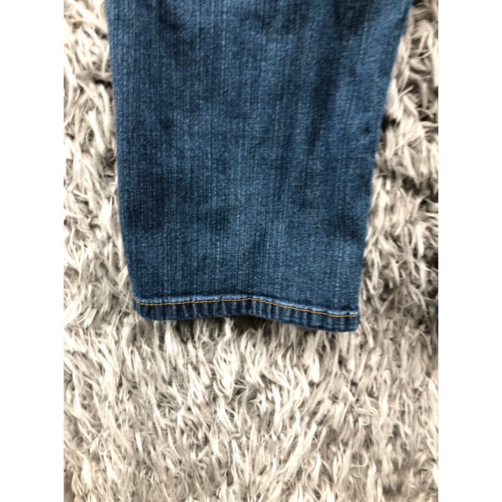 Mossimo Mossimo Jeans Capri Size 11 Juniors Mid Rise Dark Wash Blue Denim Size 32" / US 10 / IT 46 - 7 Thumbnail