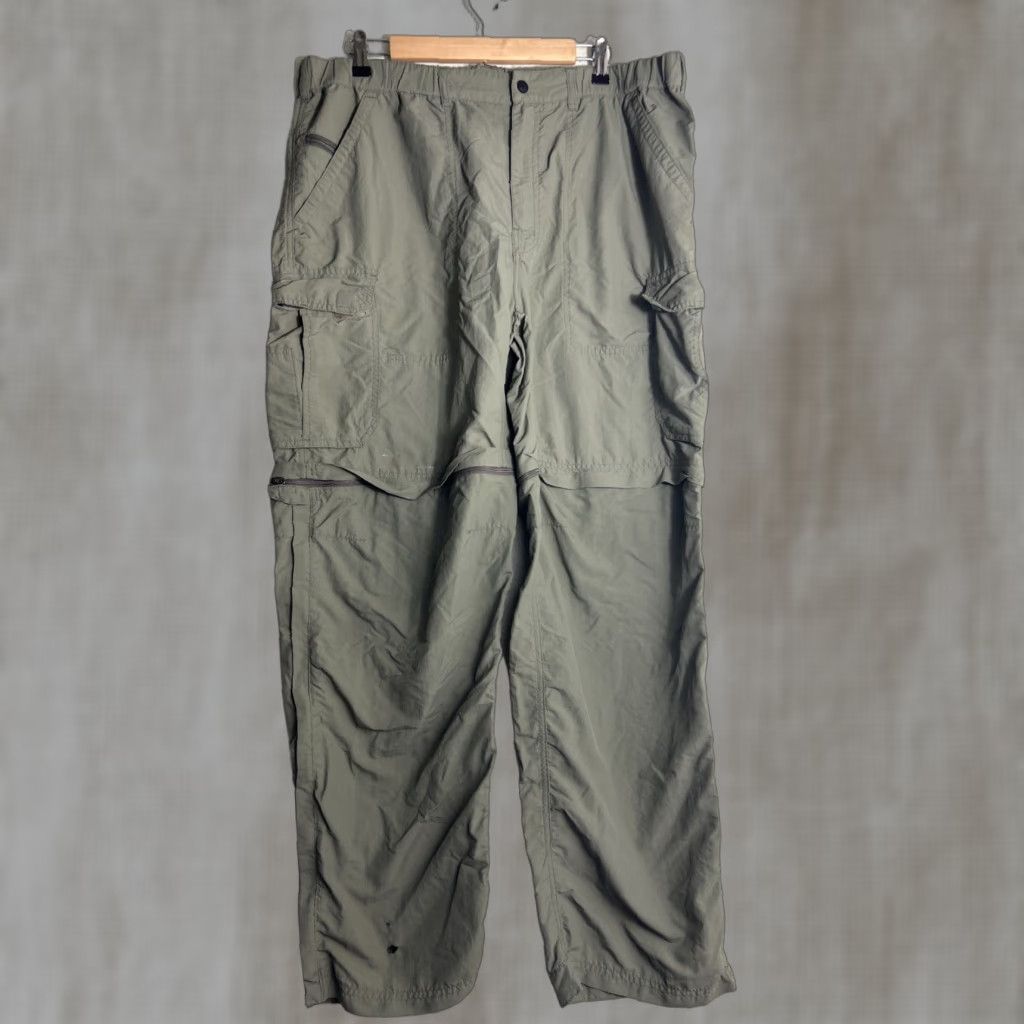 Vintage REI Mens XL Convertible Cargo Pants Olive UPF 50+ 40x32 Hole Green Cargo Pants Mens XL Size US 36 / EU 52 - 1 Thumbnail