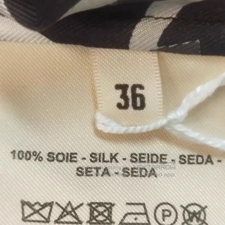 Hermes Hermès Black Chain Print Silk Dress. Size US S / EU 44-46 / 1 - 7 Thumbnail