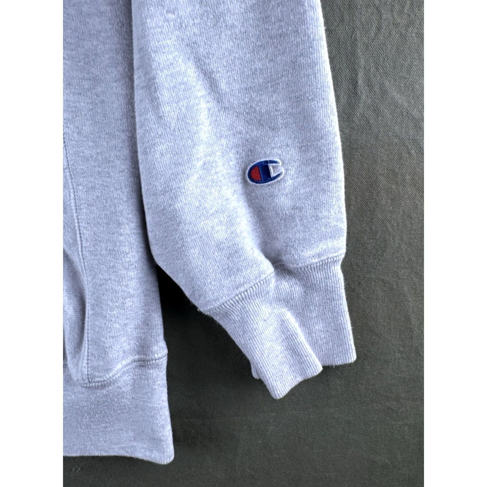 Champion Champion UCLA Bruins Reverse Weave Crewneck Sweatshirt Gray Large Men's Size US L / EU 52-54 / 3 - 5 Thumbnail