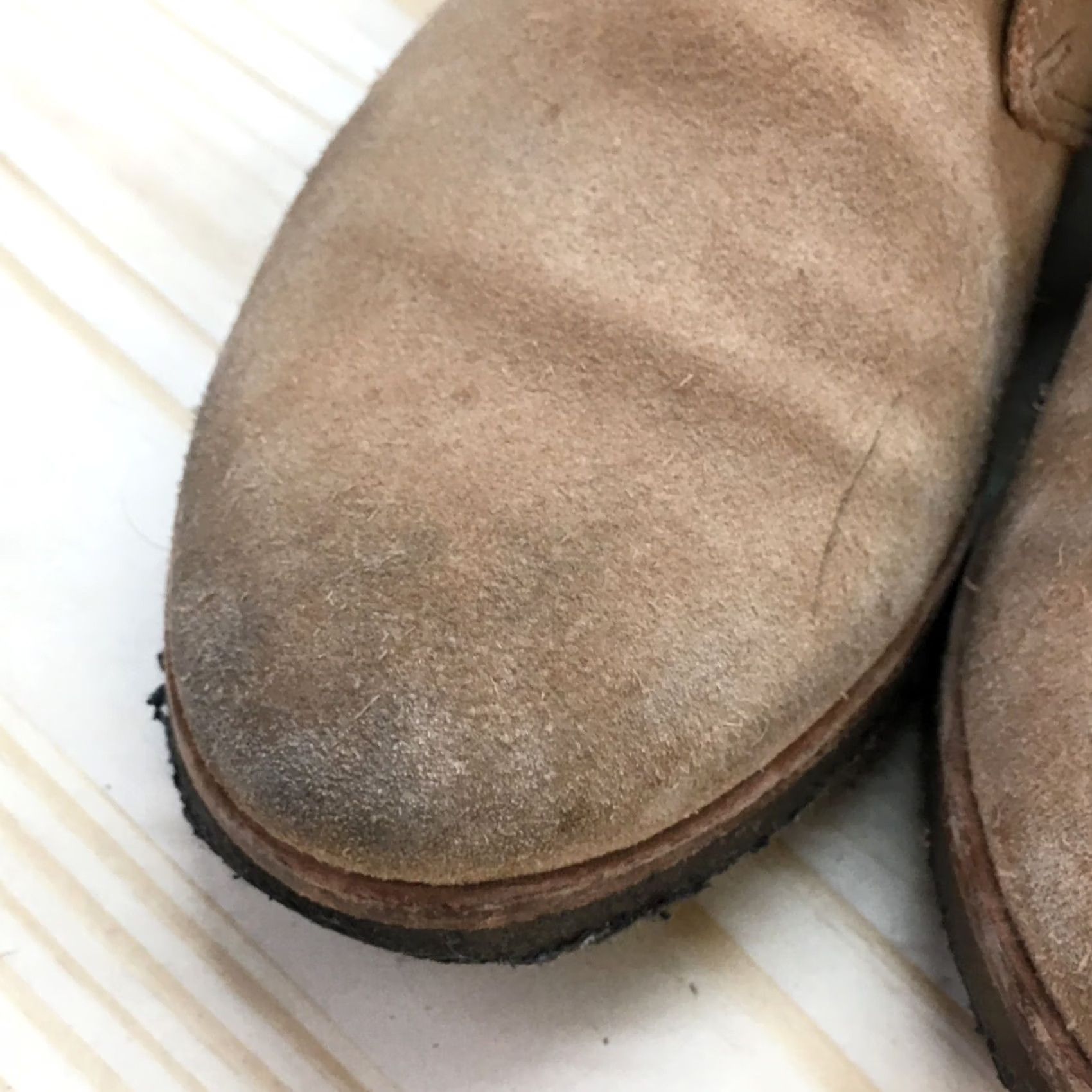 Clarks Clarks Originals Boots Womens 7.5 M Phenia Carnaby Chukka Brown Suede Heels Size US 8 / IT 38 - 5 Thumbnail
