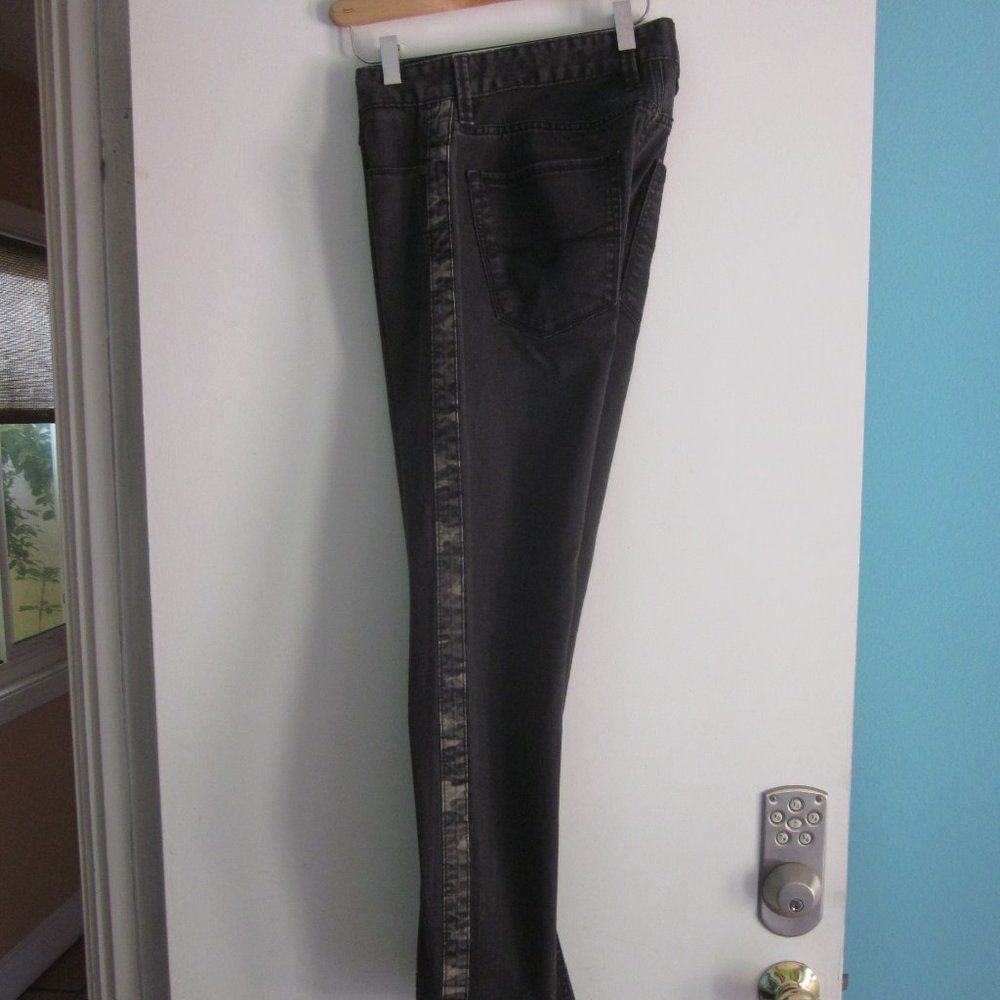 Guess GUESS Jeans Camo Trim Size 32 Slim Black Denim Size 24" / US 00 / IT 34 - 11 Thumbnail