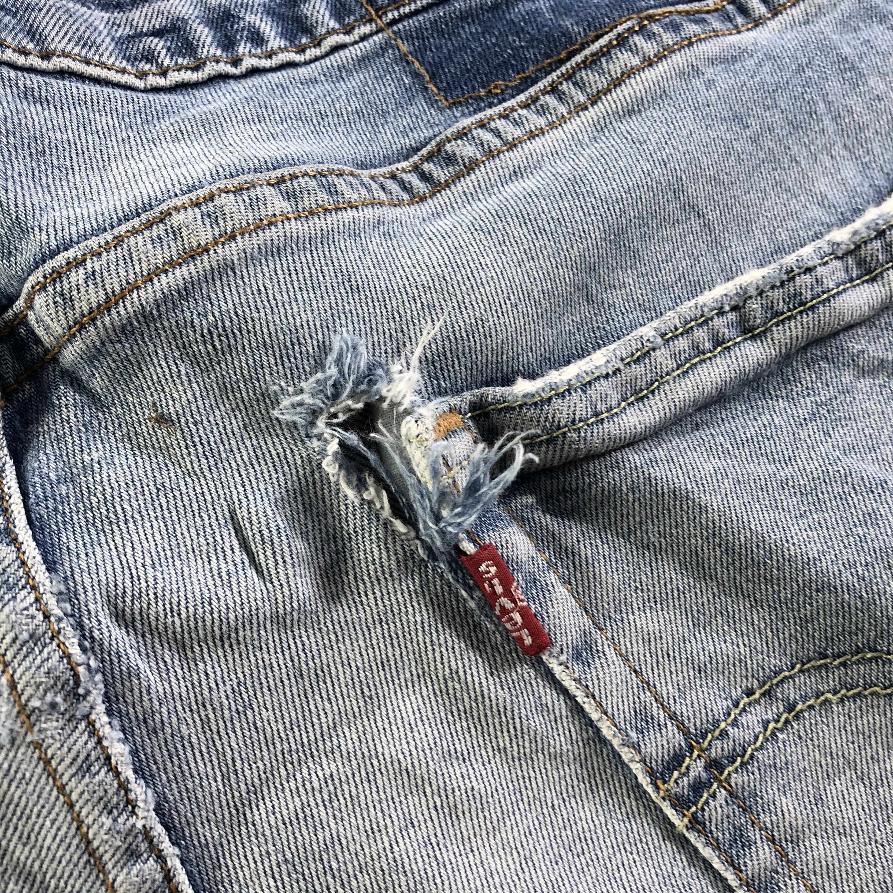 Levi's Vintage Light Wash Levis 511 Jeans-J4445 Size US 32 / EU 48 - 7 Thumbnail