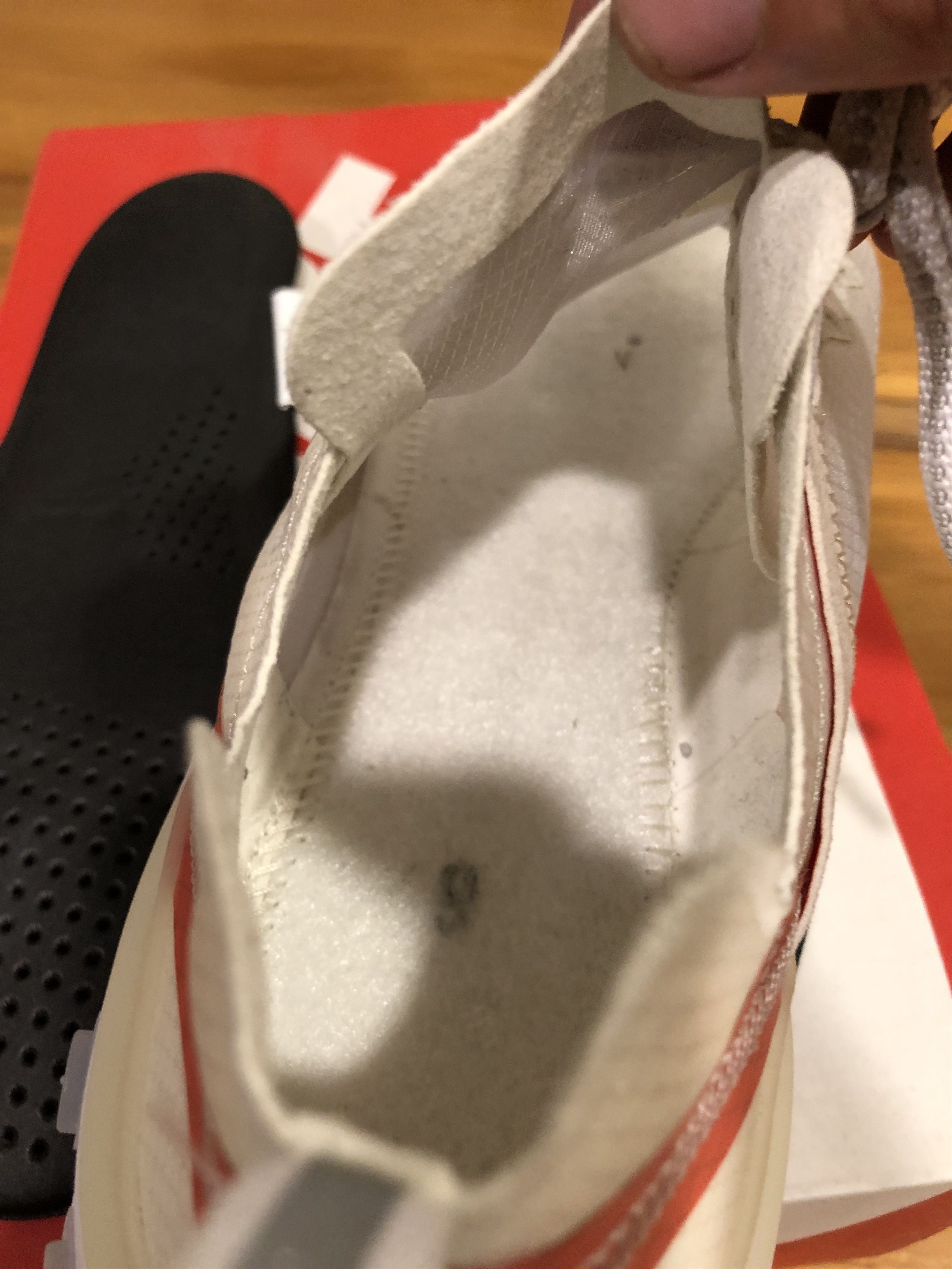 Nike Nike React Element 87 Light Bone - Size 9 Size US 9 / EU 42 - 12 Thumbnail