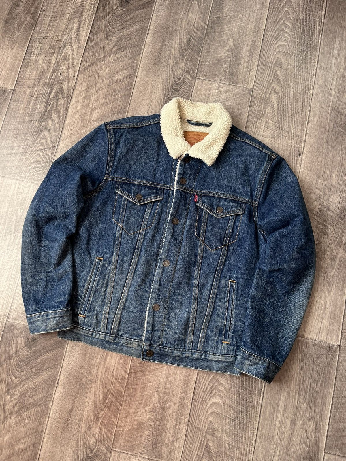 Levi's Vintage Levi’s Sherpa lined Trucker jacket Denim Size US M / EU 48-50 / 2 - 2 Thumbnail